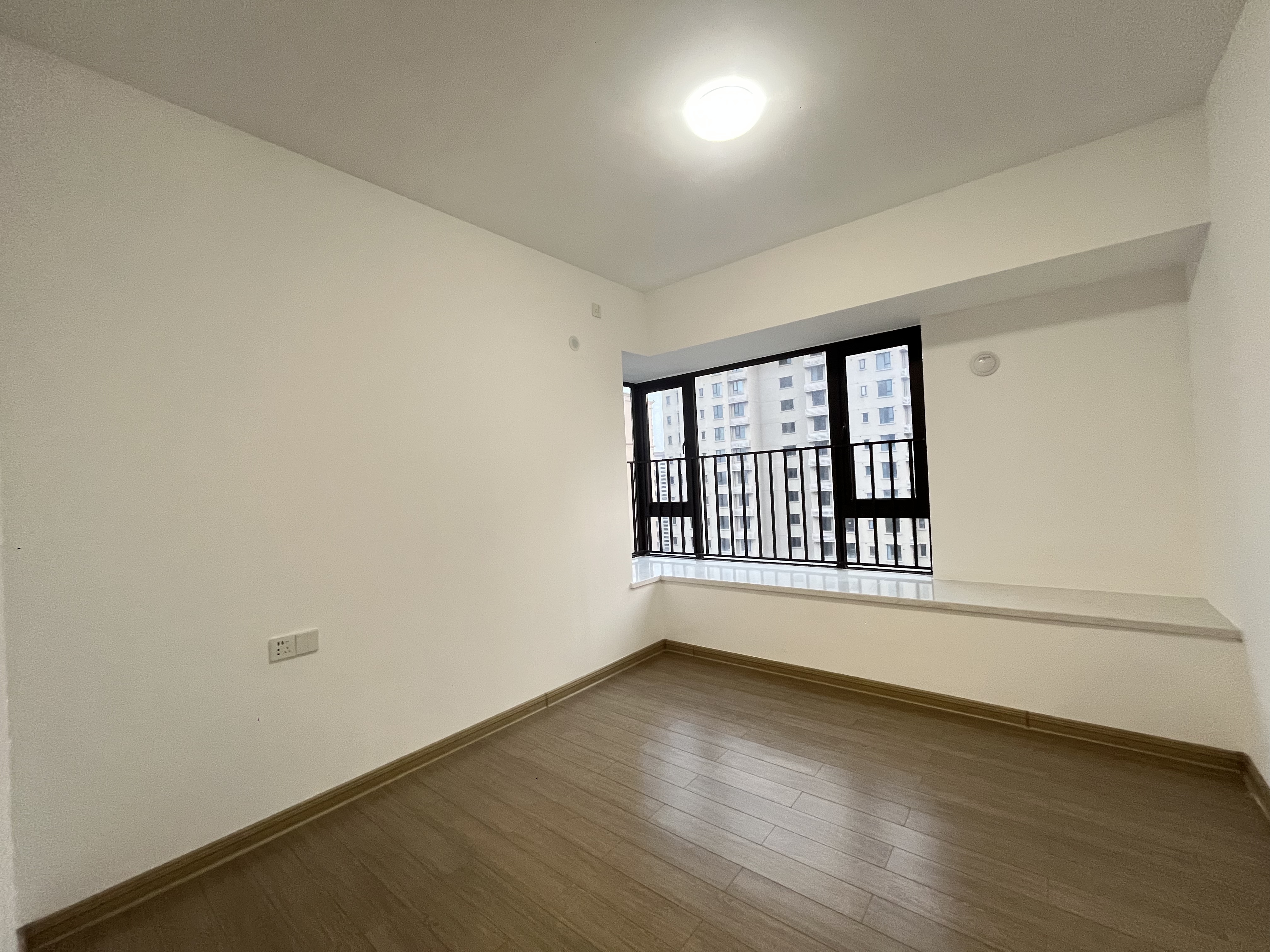 美的翰城  4室2厅2卫    109.0万室内图