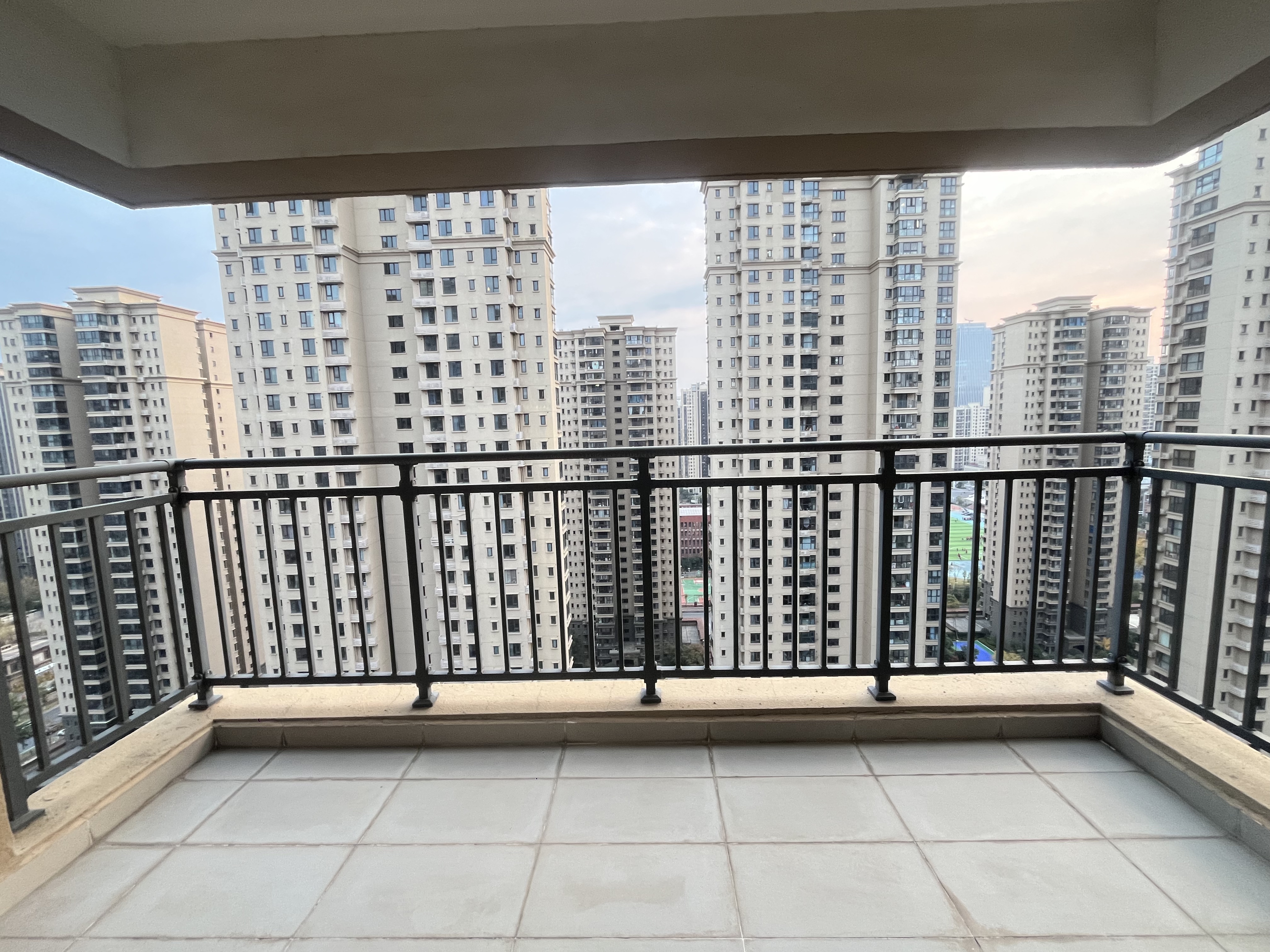 美的翰城  4室2厅2卫    109.0万室内图