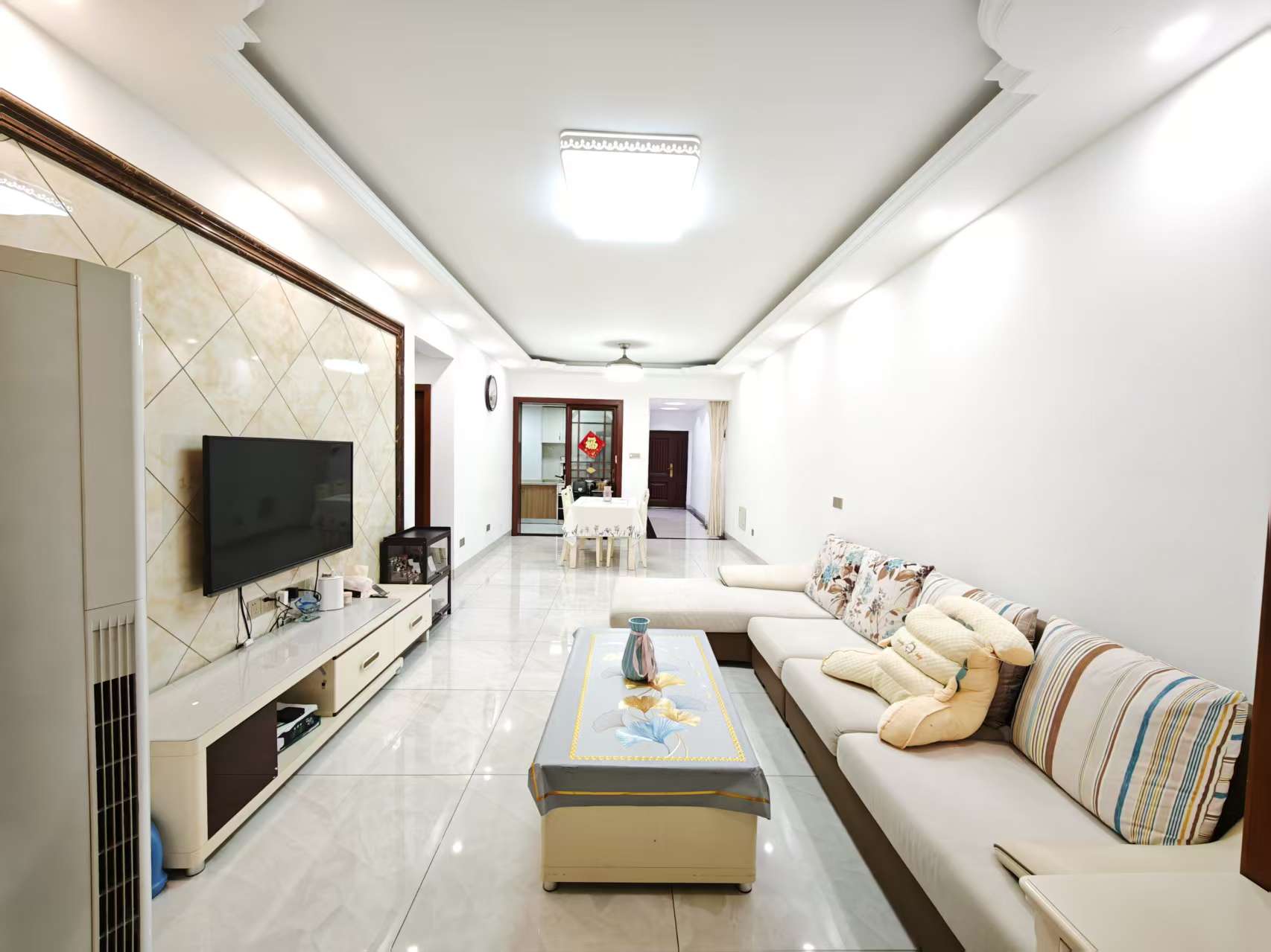 武广国际学苑  3室2厅1卫    80.0万室内图