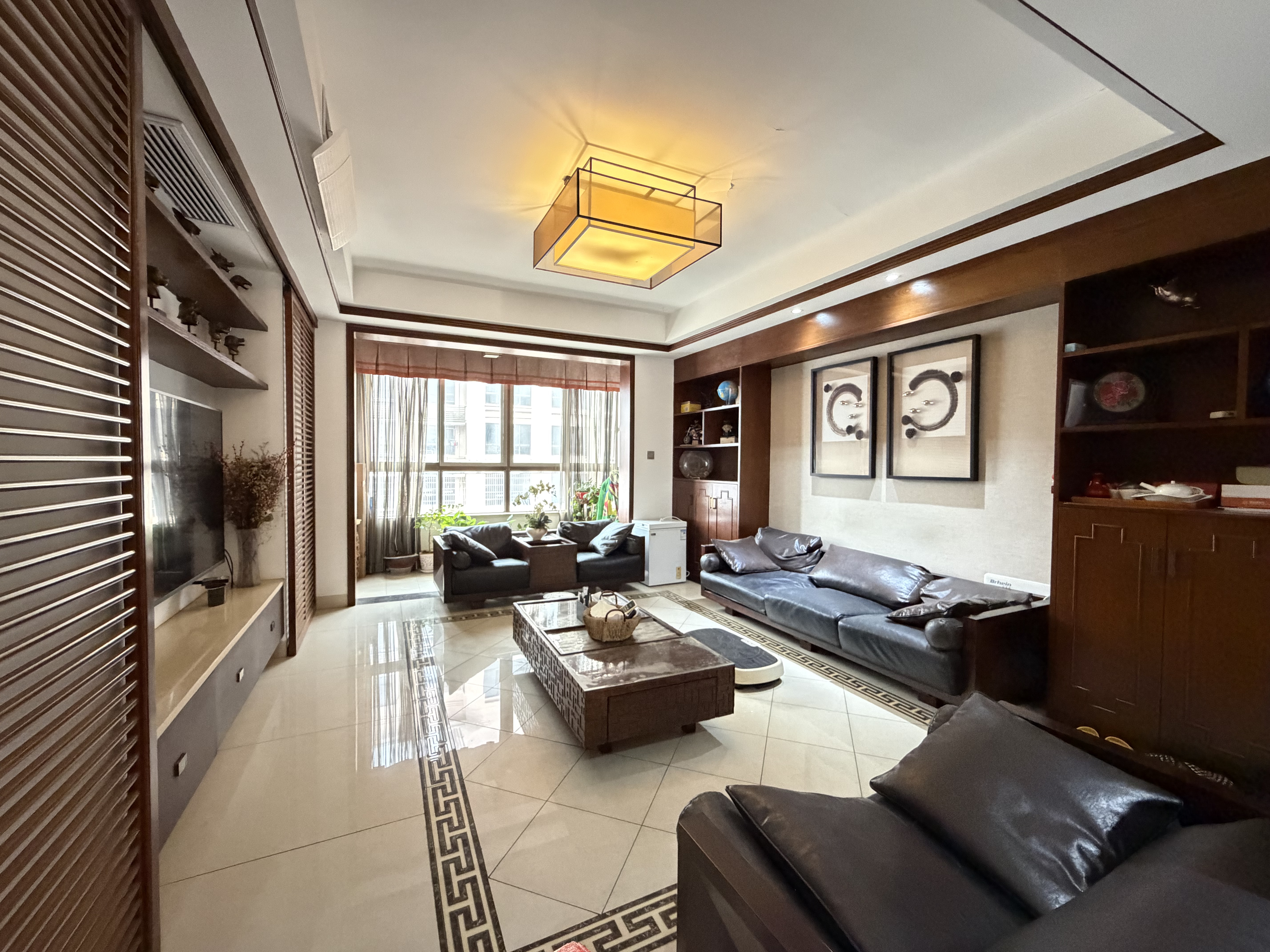 熹悦花都  4室2厅2卫    75.0万