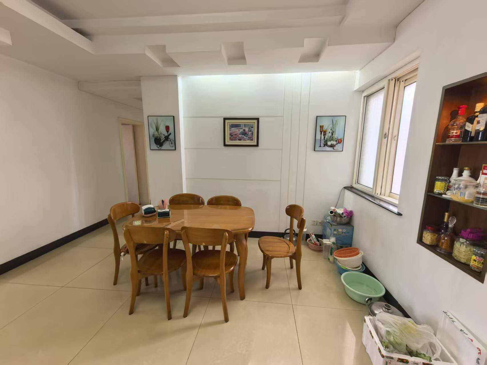 西苑小区  3室2厅2卫    45.0万室内图