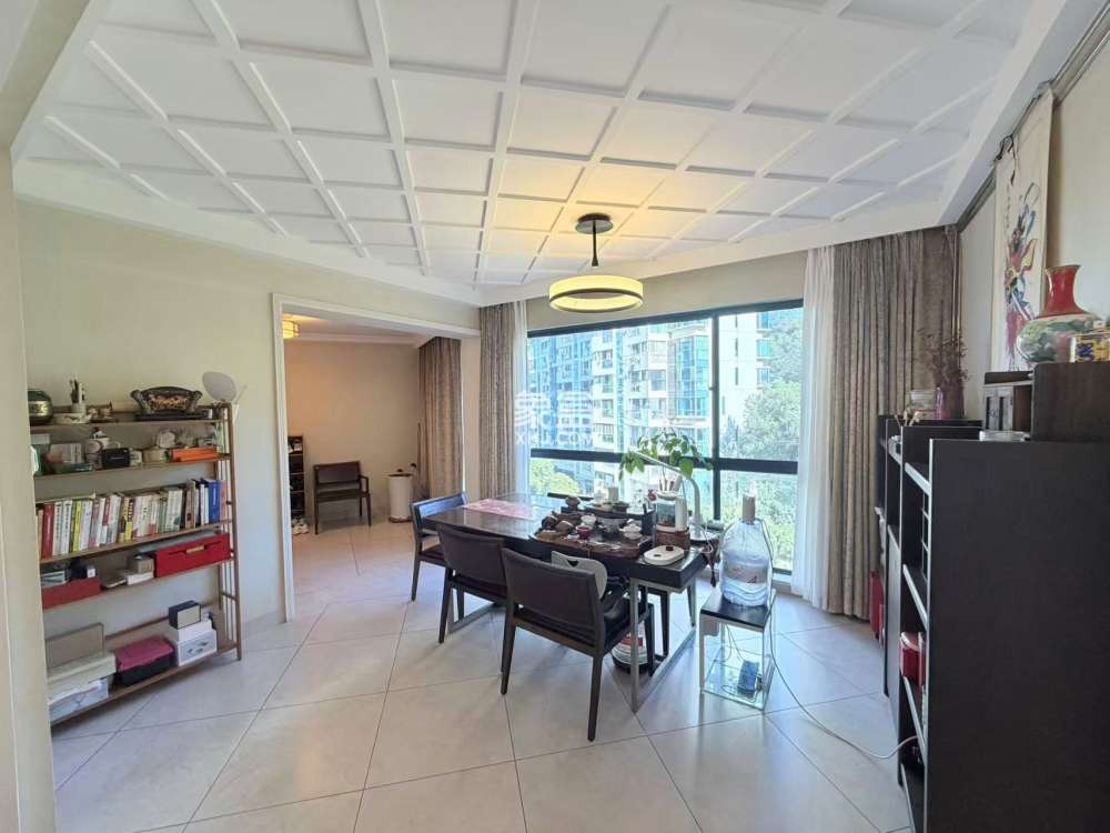 山水国际  4室2厅2卫    98.0万