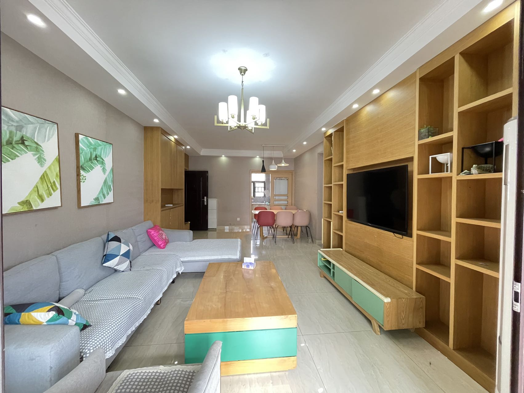 蓝溪谷 3室2厅2卫 70.0万 蓝溪谷 3室2厅2卫 70.0万室内图