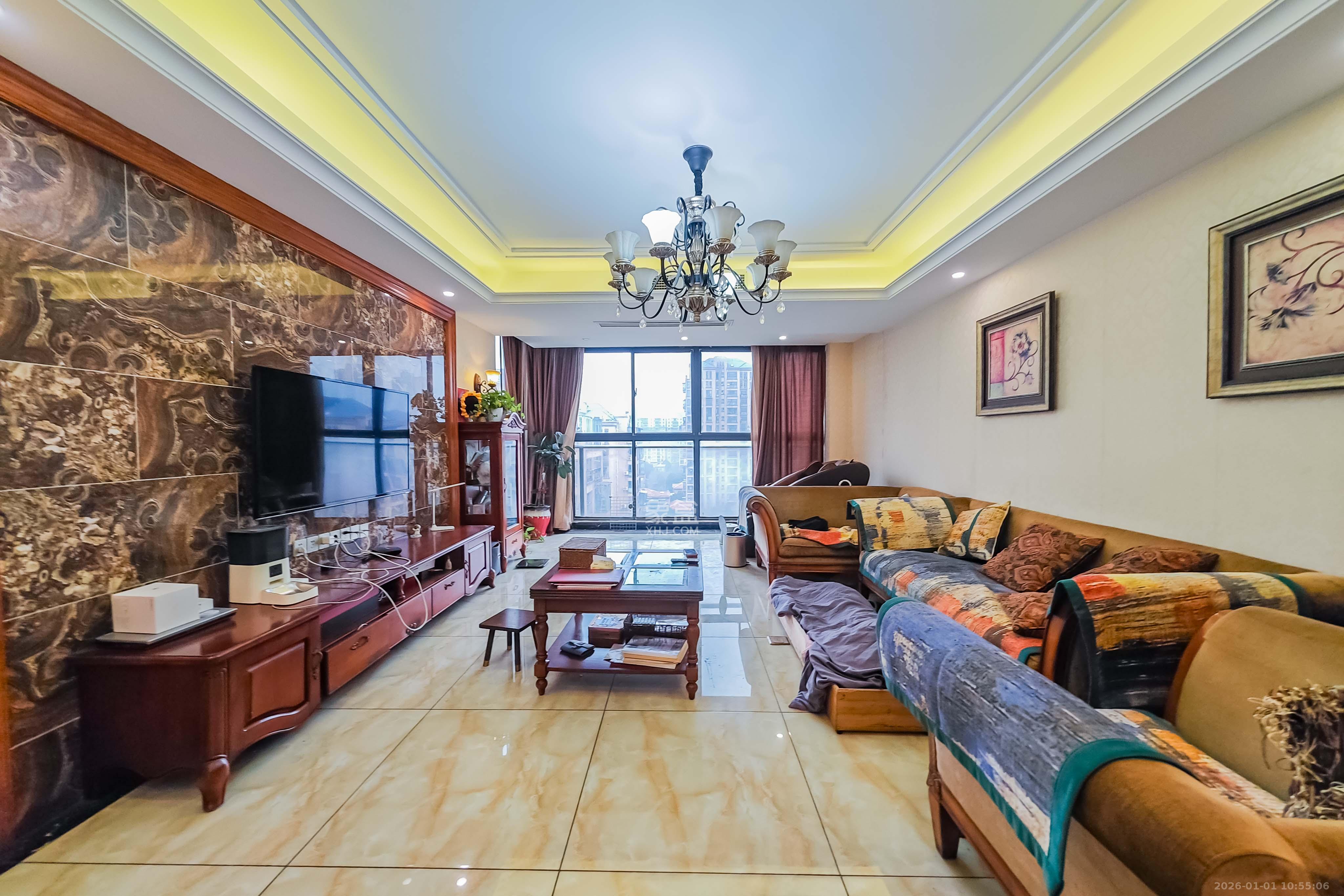 中城丽景香山园  6室2厅2卫    4500.0元/月