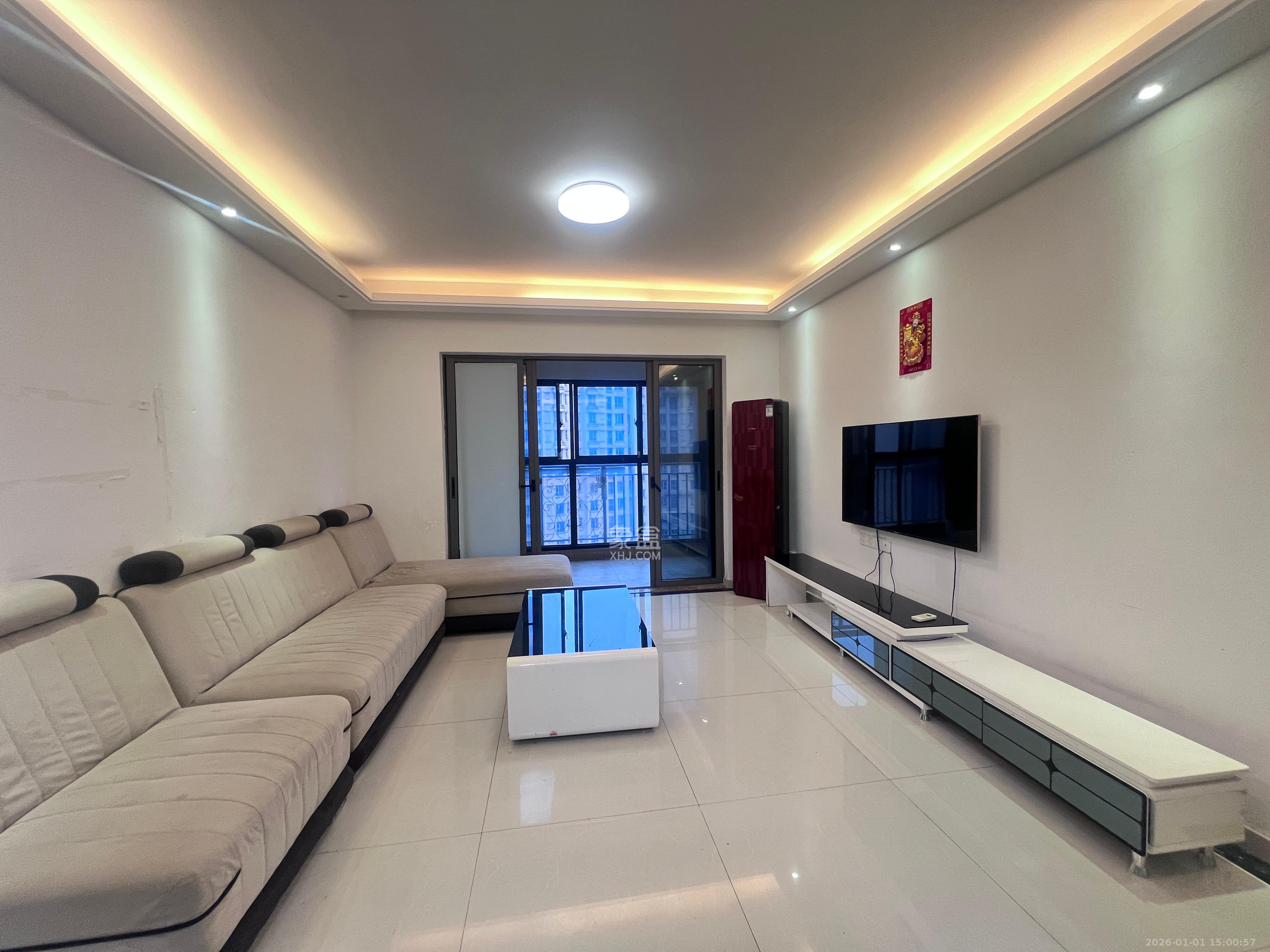 珠江郦城探香里  4室2厅2卫    2300.0元/月