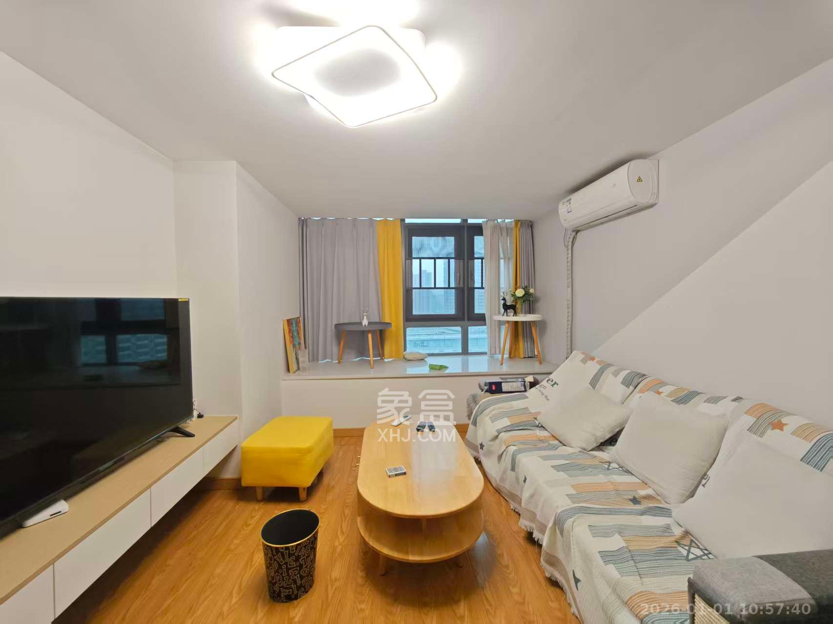 阳光城檀悦  2室1厅1卫    2100.0元/月