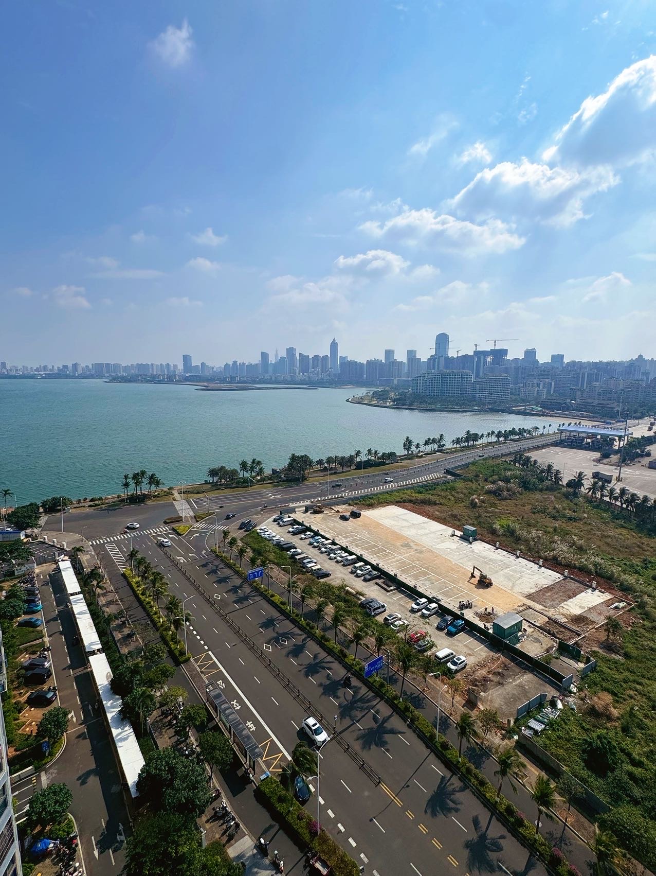 保利中央海岸一二期  3室2厅2卫    165.0万