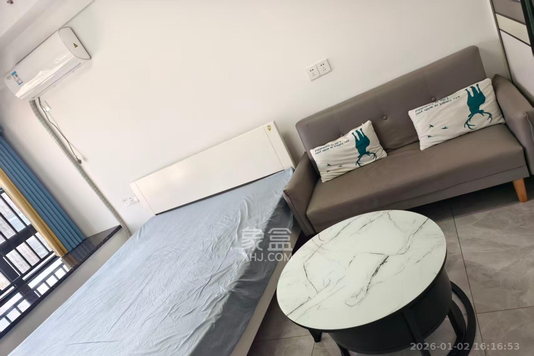 龙湖湘江星座（祺鑫星座公寓）  1室1厅1卫    1400.0元/月