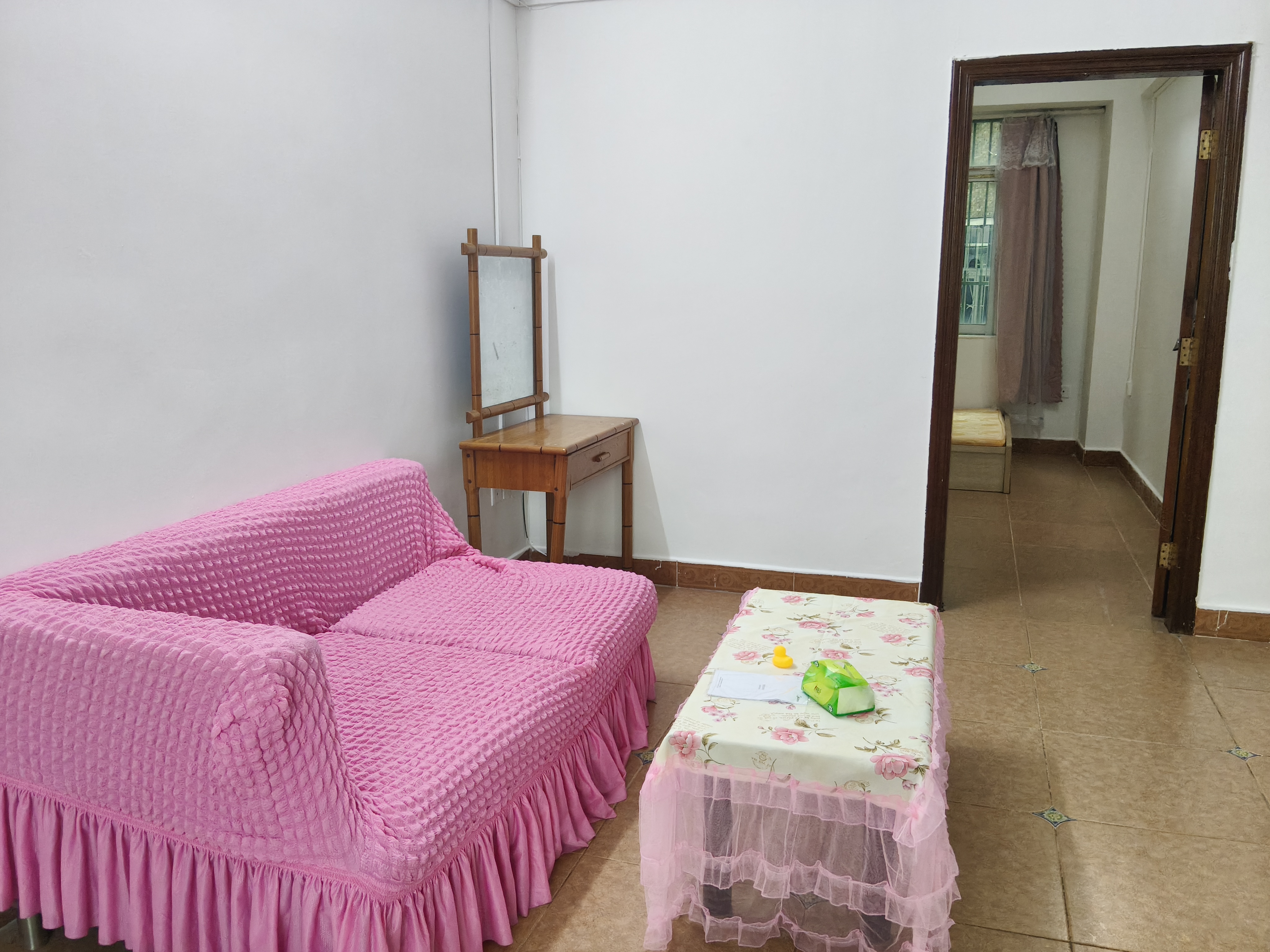 金元证券宿舍  2室1厅1卫    1500.0元/月