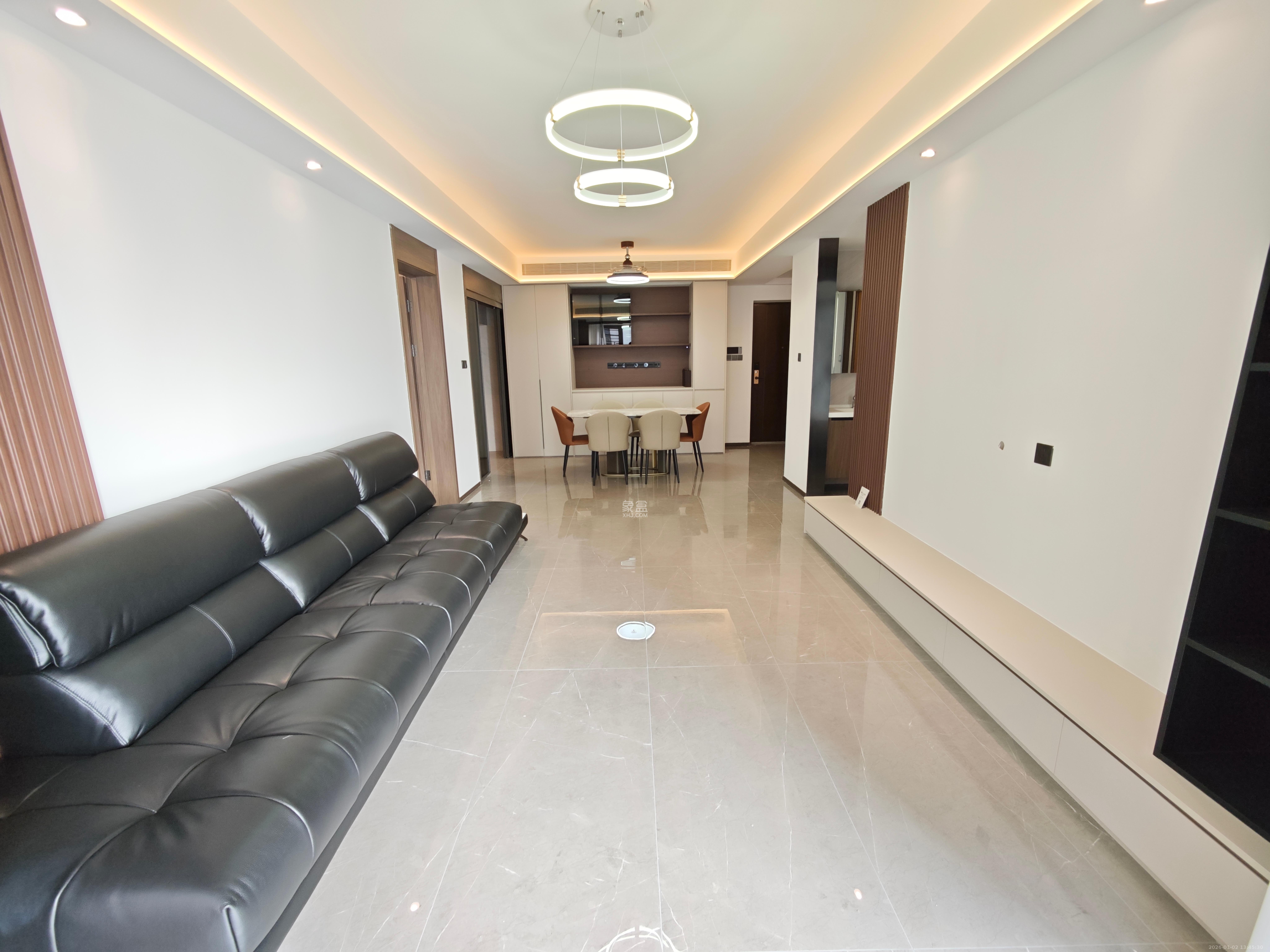 龙湖天璞  3室2厅2卫    4500.0元/月