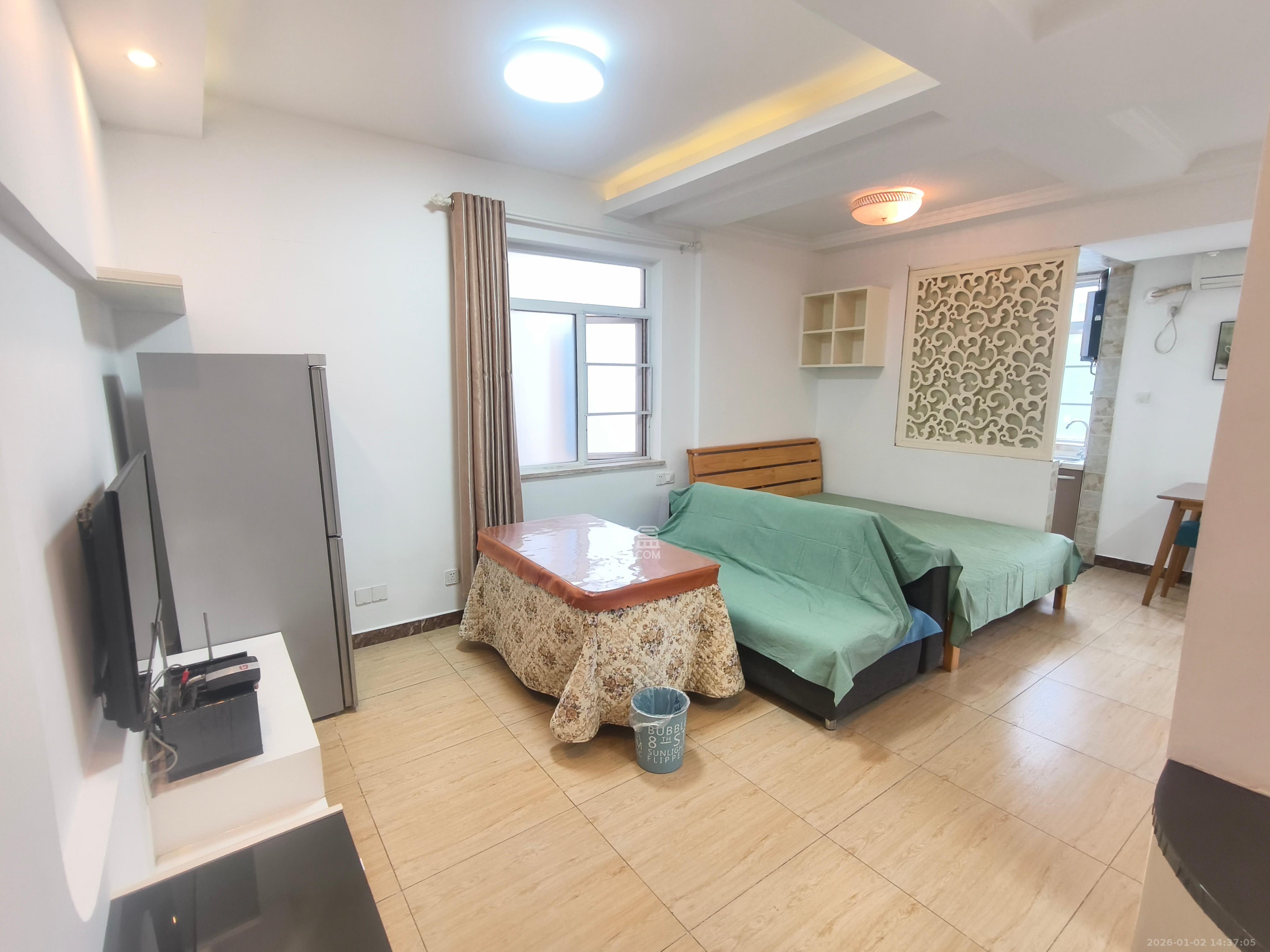 湘域城邦（湘域国际中心）  1室1厅1卫    2200.0元/月