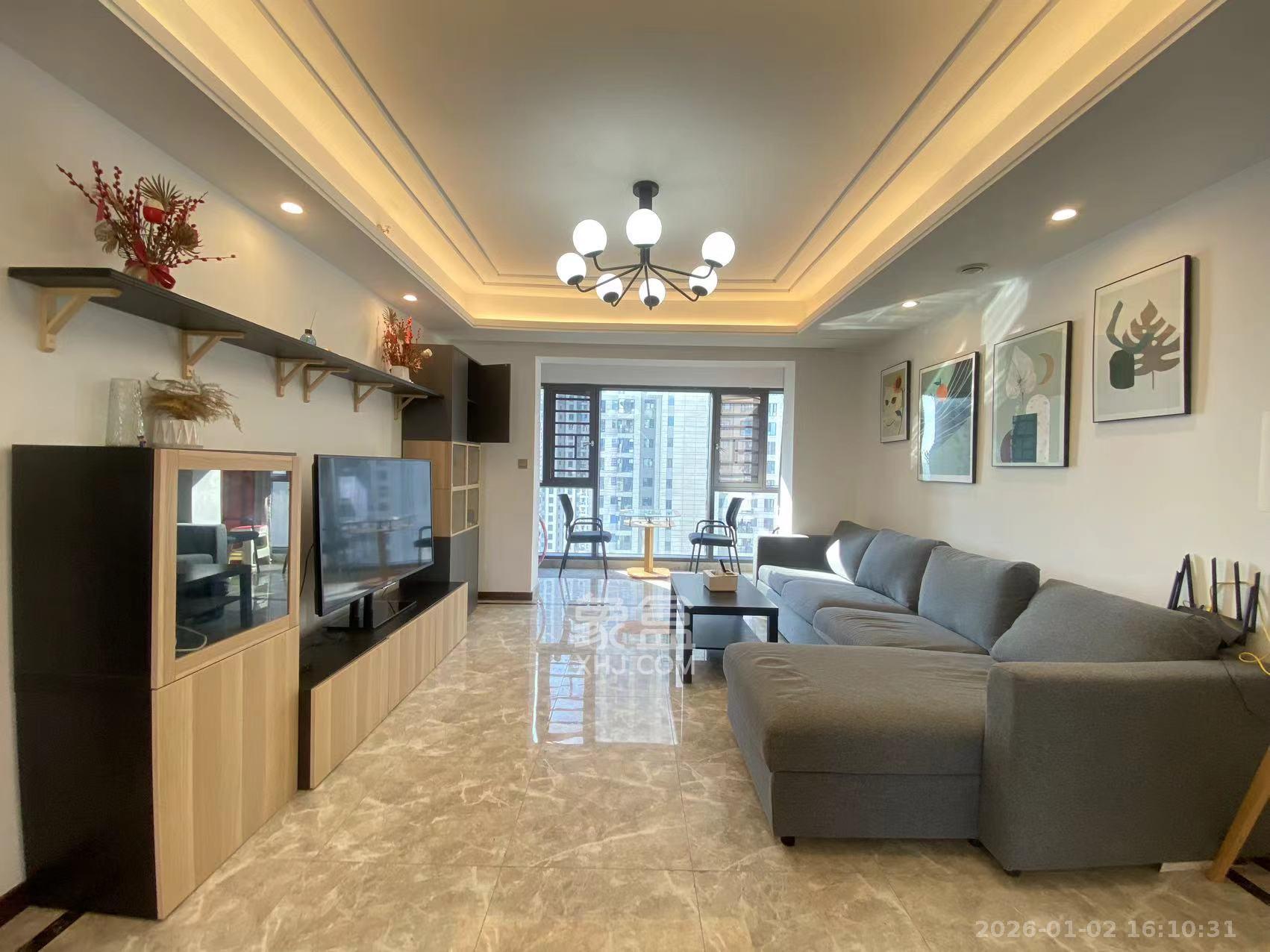 绿地长沙城际空间站（绿地新里佳苑）  4室2厅2卫    3800.0元/月