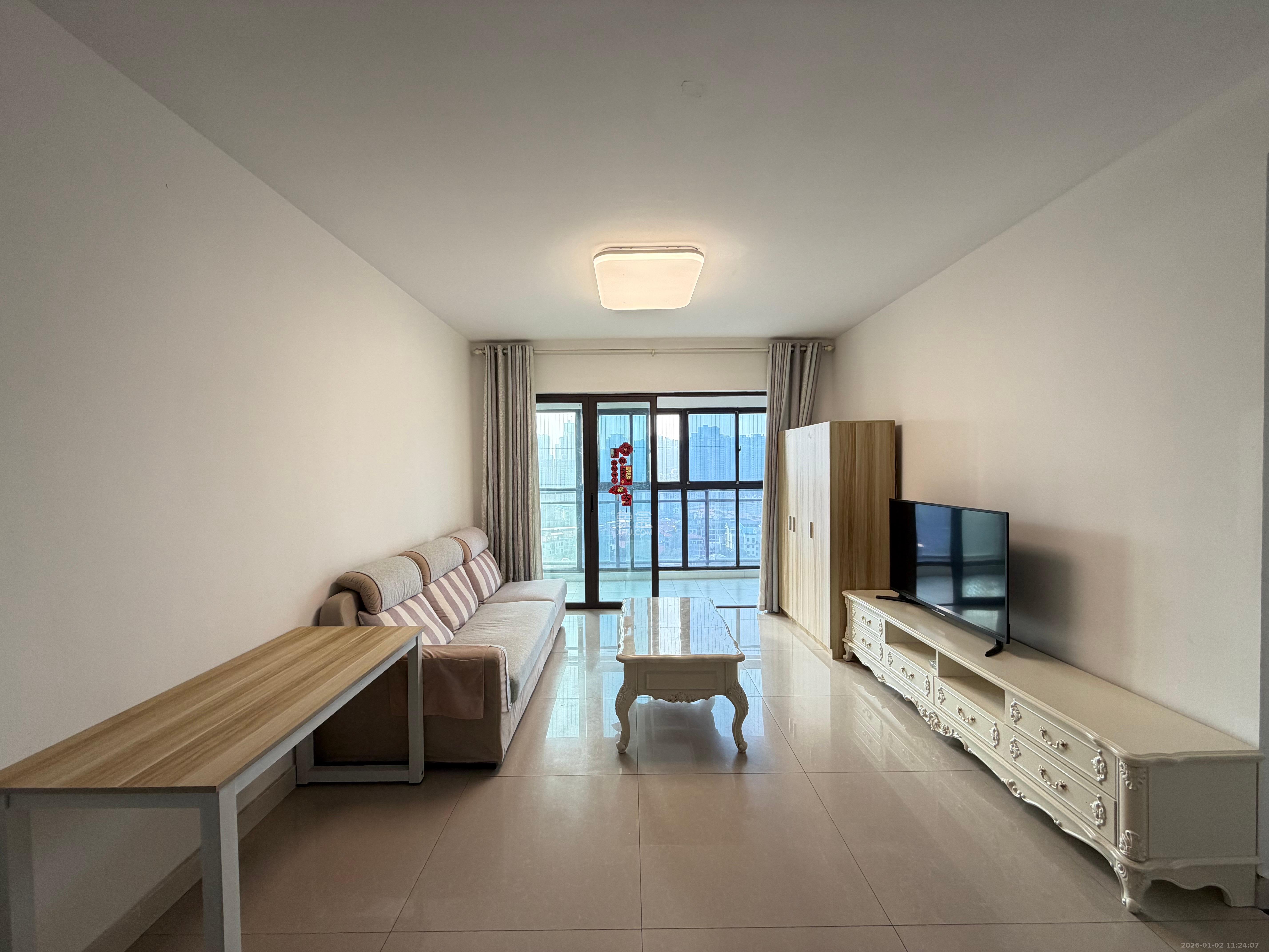 芙蓉别墅山庄（嘉湘华庭）  3室2厅1卫    3000.0元/月