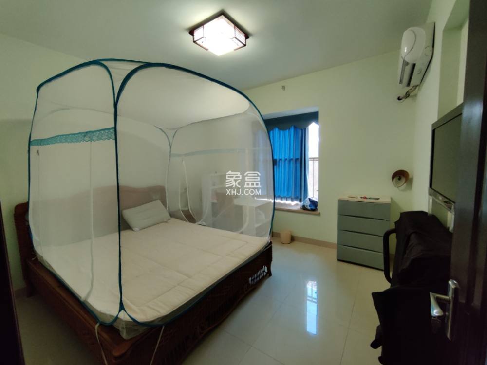 紫园A区  2室2厅1卫    200.0万