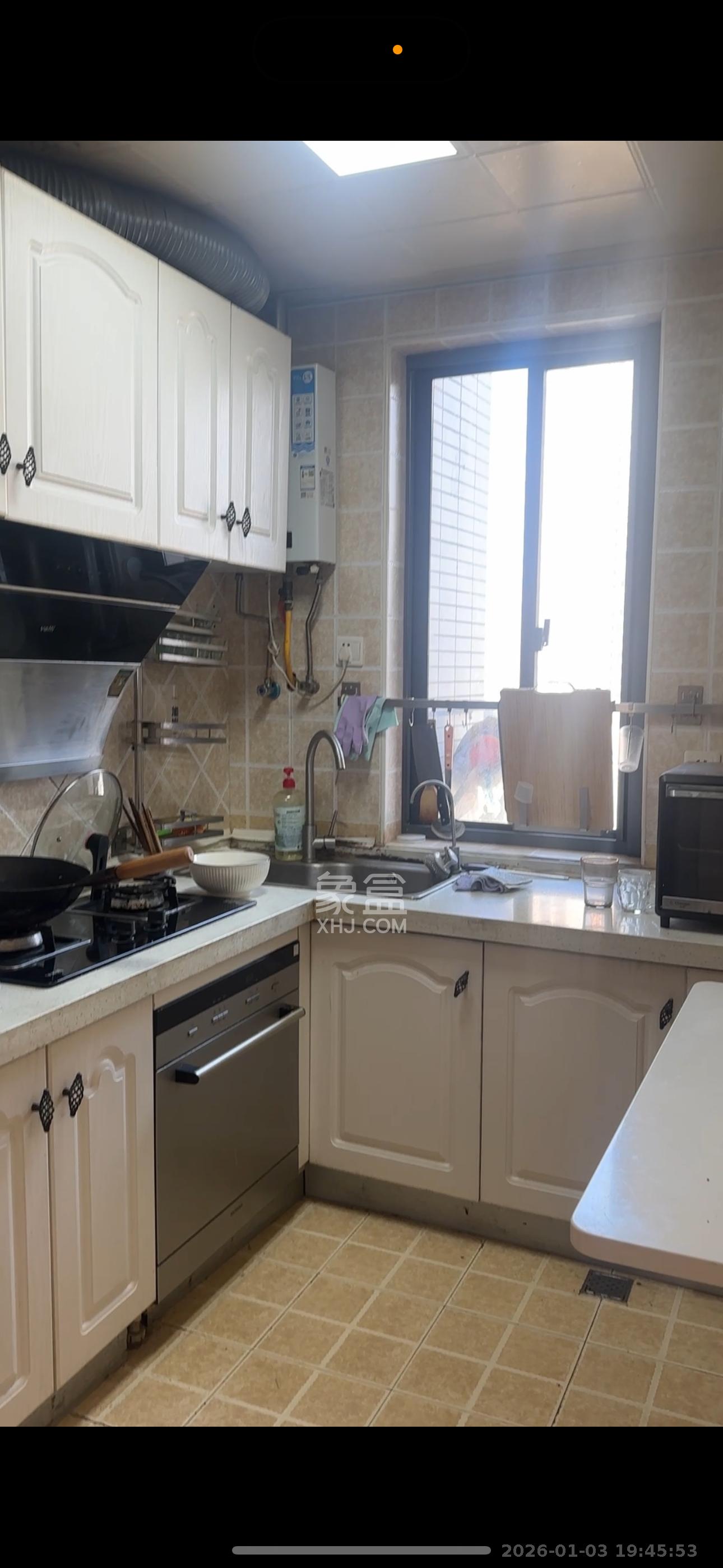 中江佳境天成  2室2厅1卫    2300.0元/月室内图