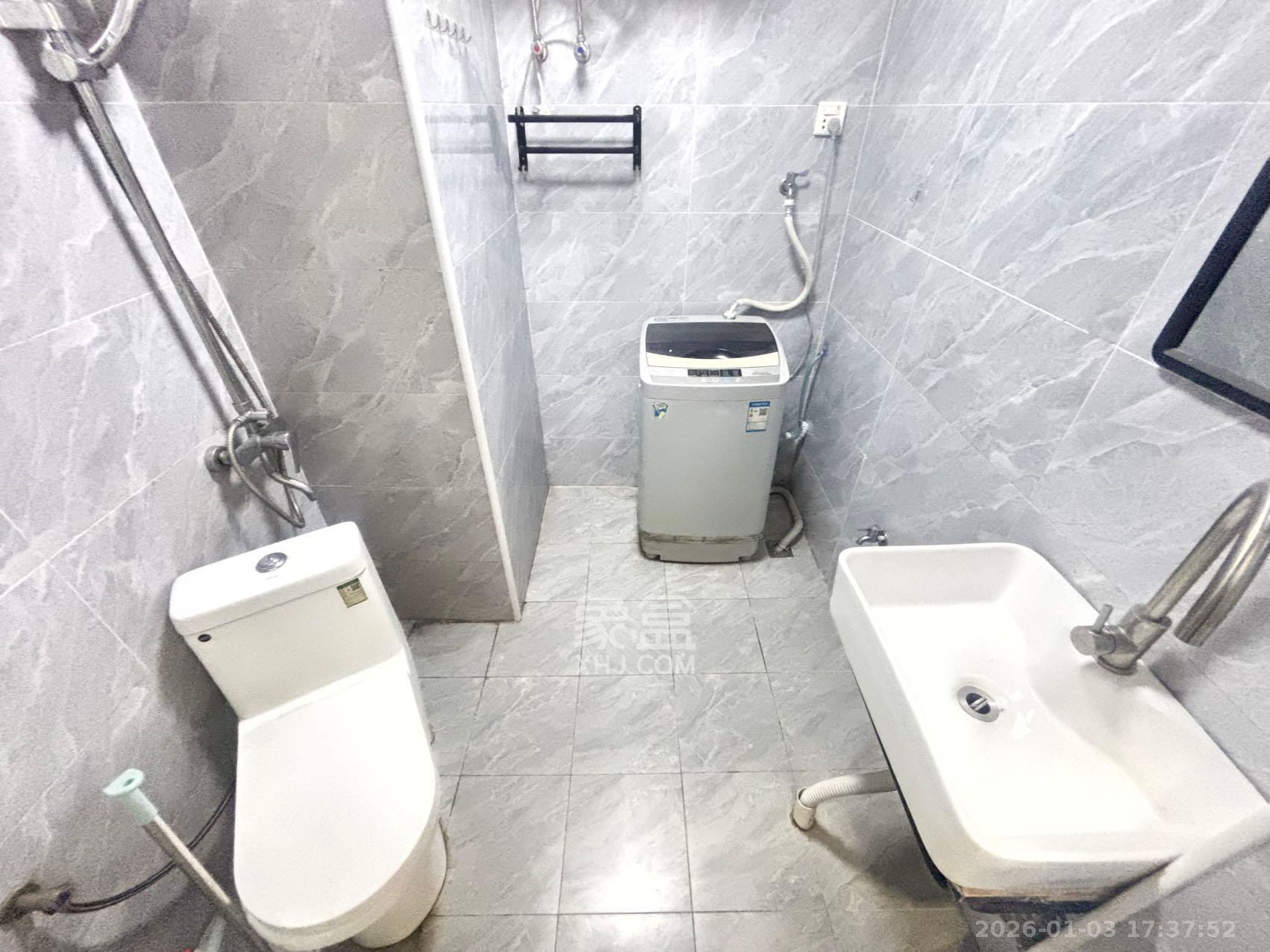 绿地之窗   51.45㎡      1350.0元/月室内图