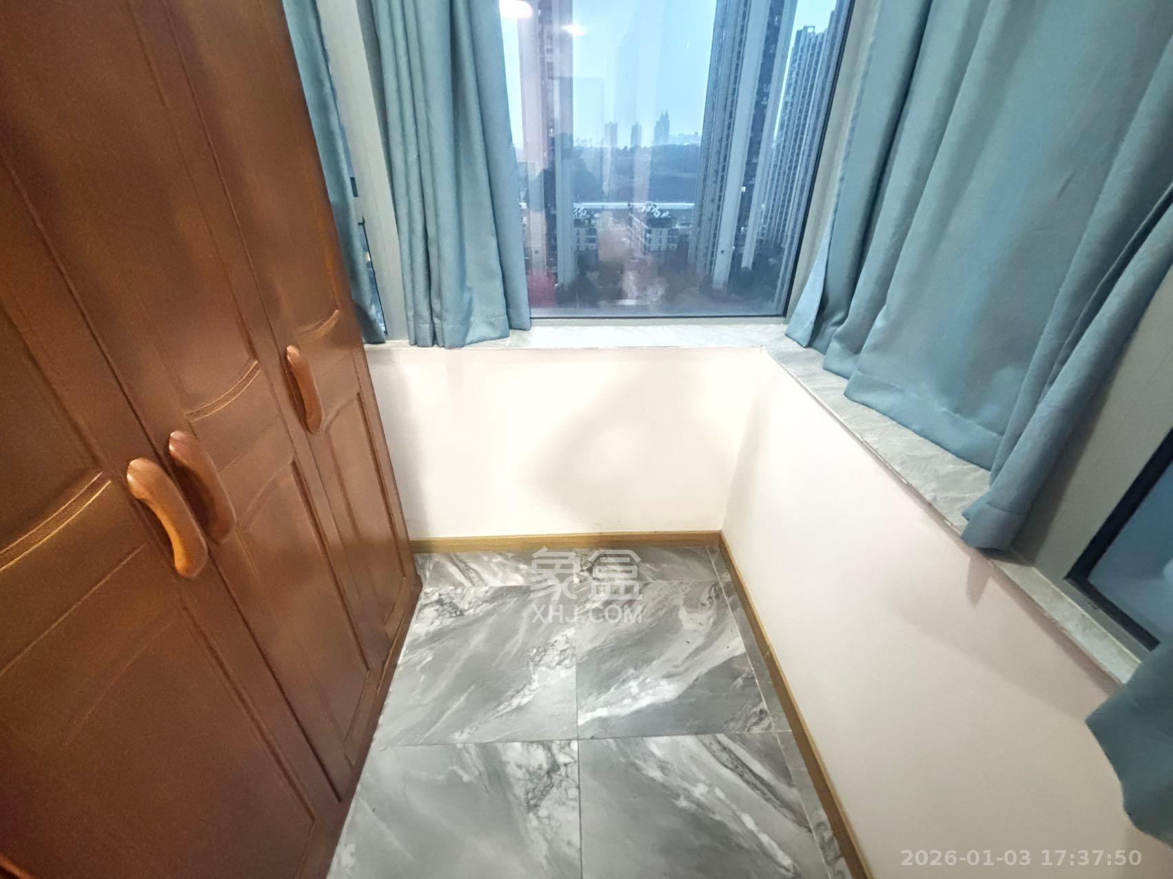 绿地之窗   51.45㎡      1350.0元/月室内图