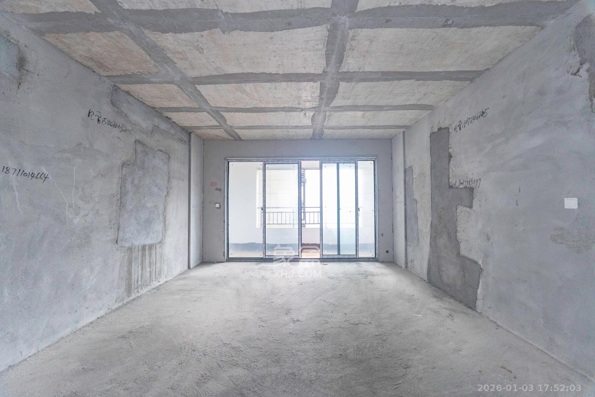 财汇新天地（财汇商务广场）  4室2厅2卫    89.0万