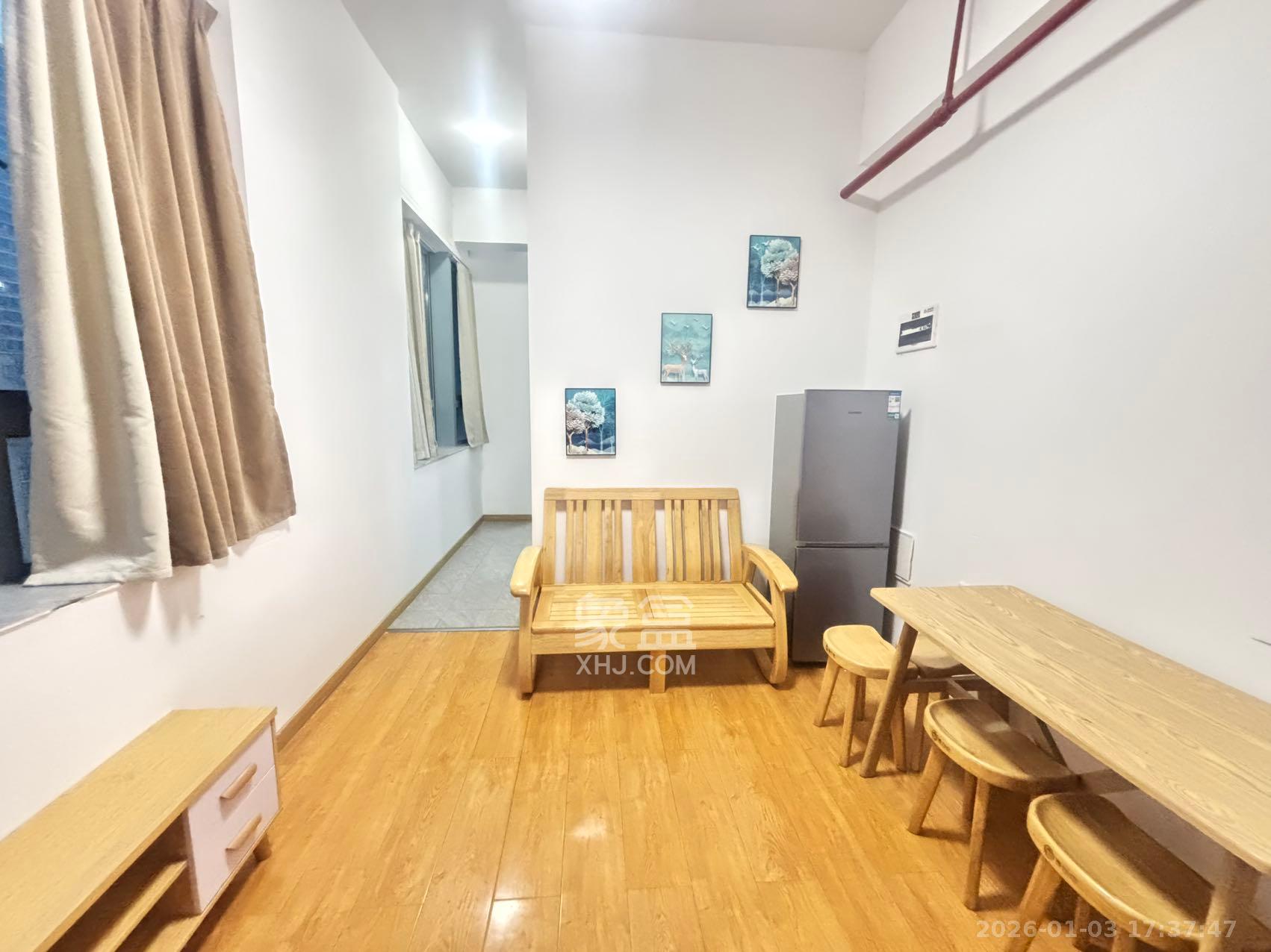 绿地之窗   51.45㎡      1350.0元/月室内图