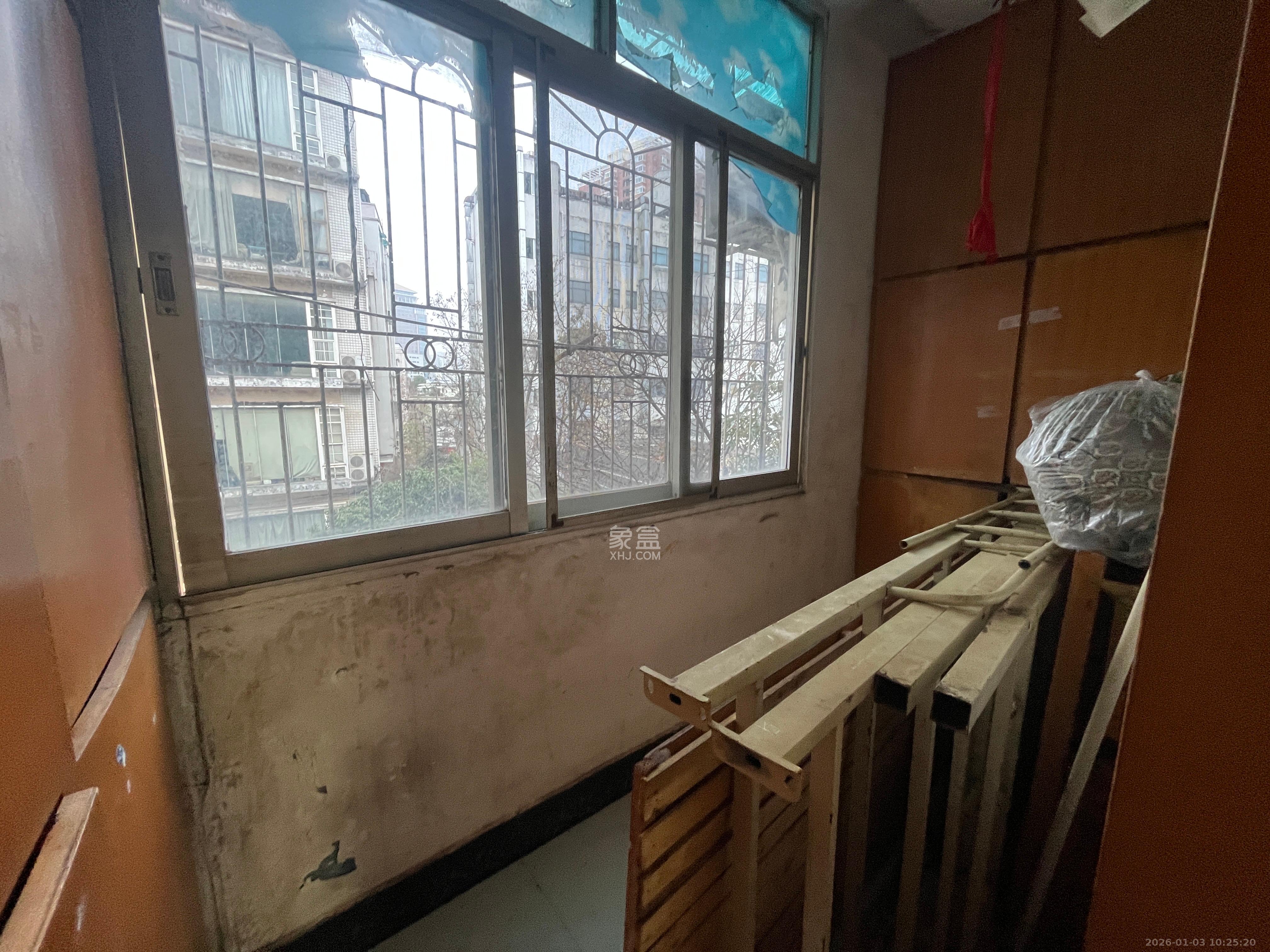 牛角塘社区  3室1厅1卫    1600.0元/月