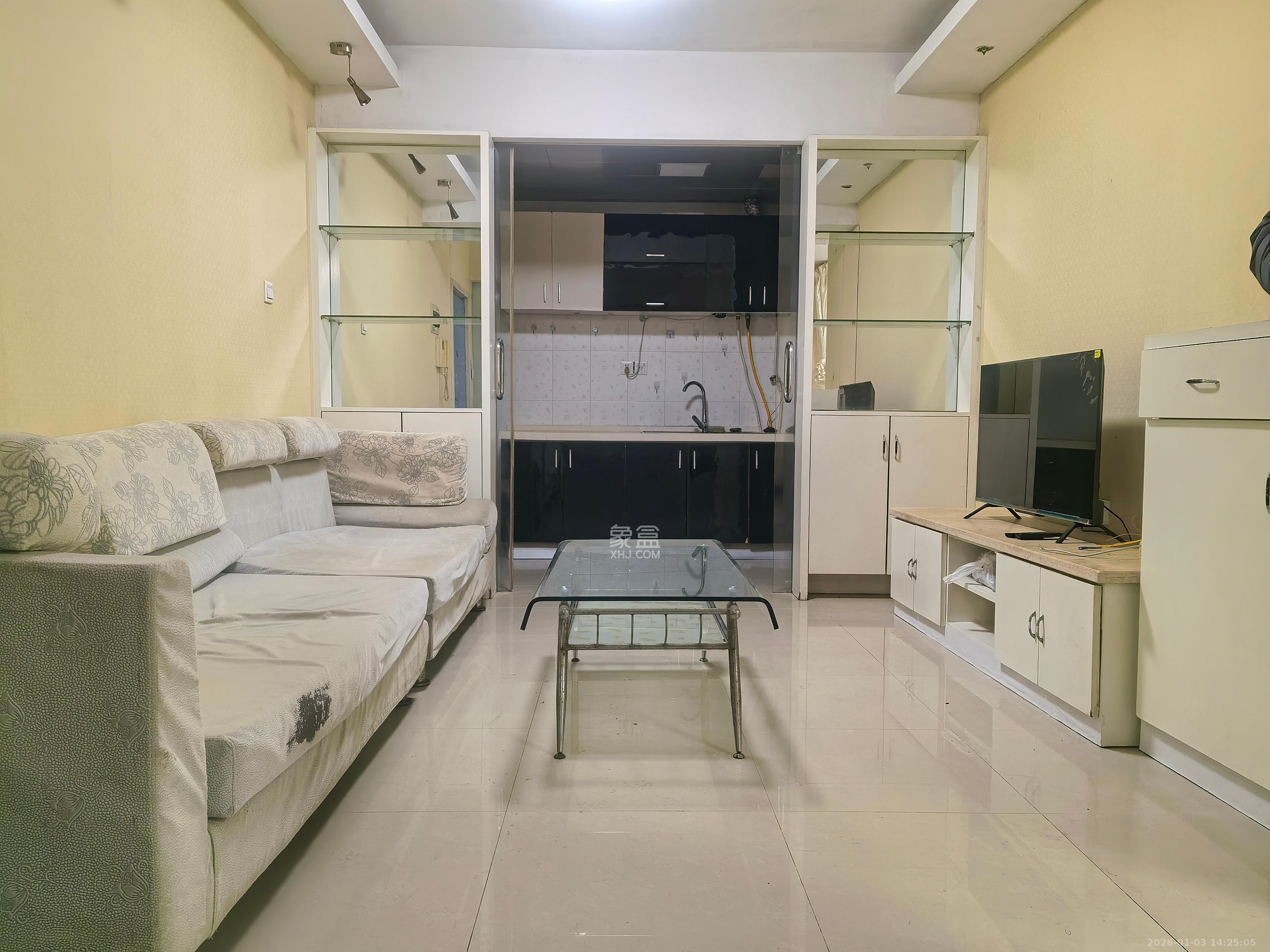 QQ生活馆  1室1厅1卫    1500.0元/月