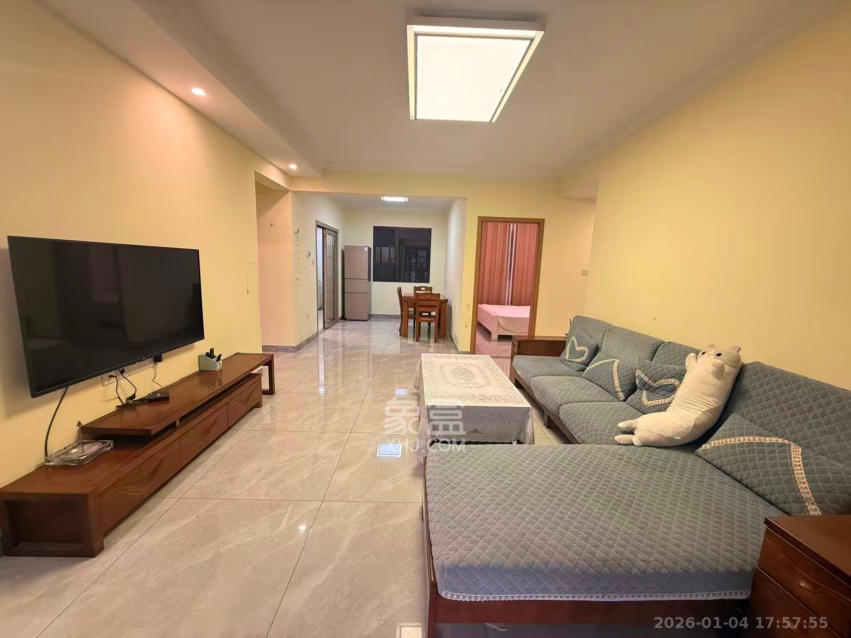 惟盛园  4室2厅2卫    3200.0元/月