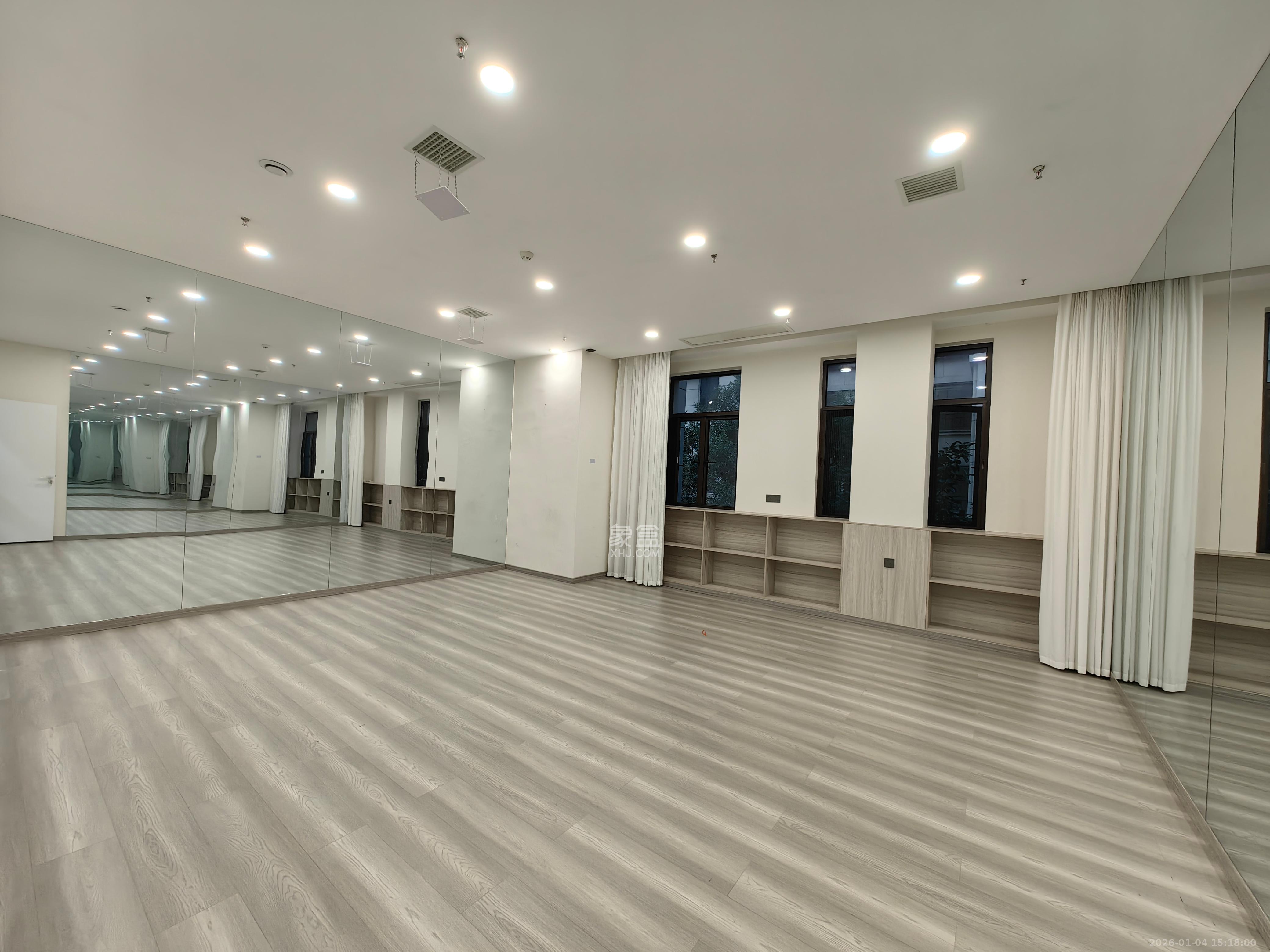 中交中央公园D3区   69.65㎡      9500.0元/月室内图