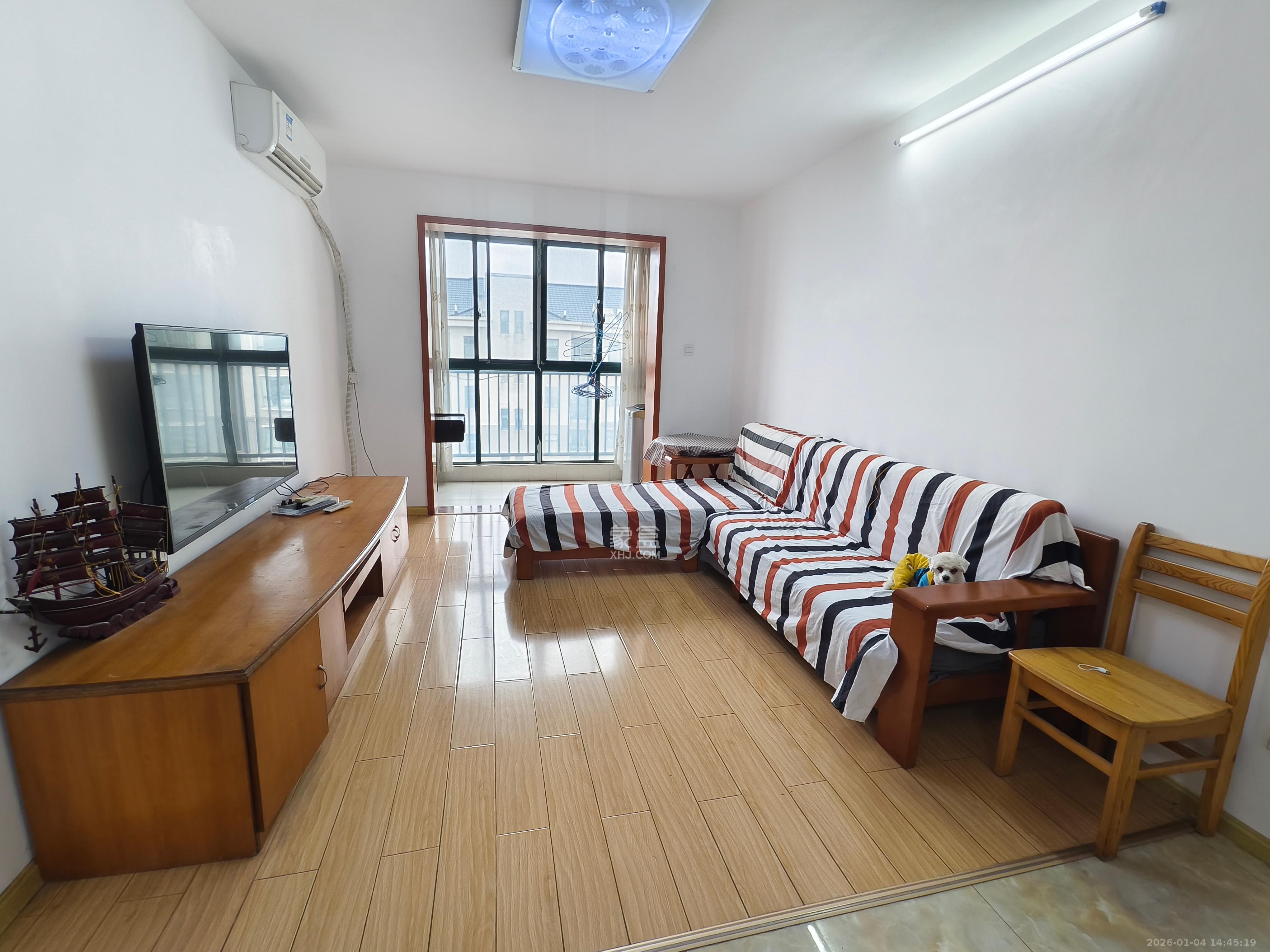 华天苑  3室2厅1卫    2200.0元/月