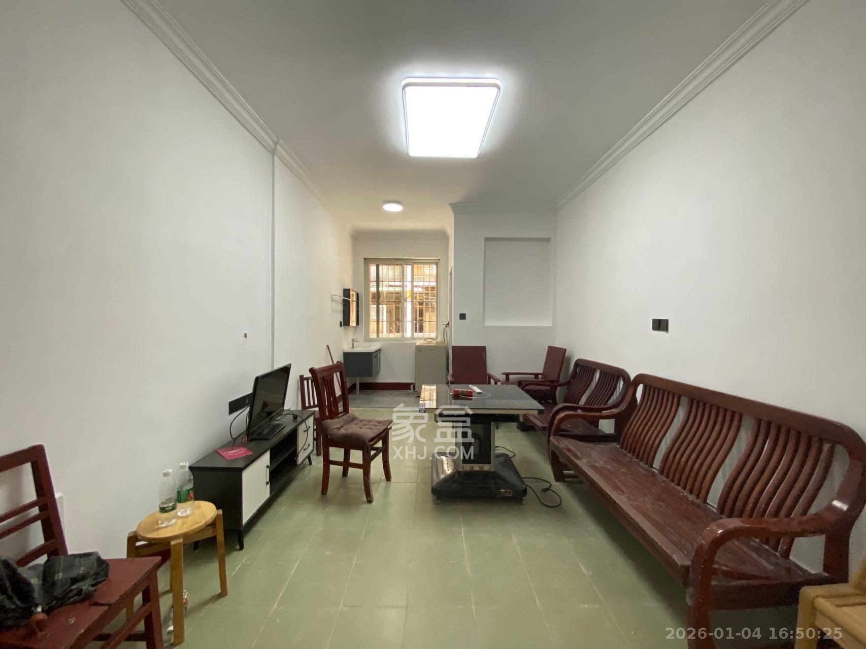 省气象局宿舍  2室2厅1卫    1900.0元/月