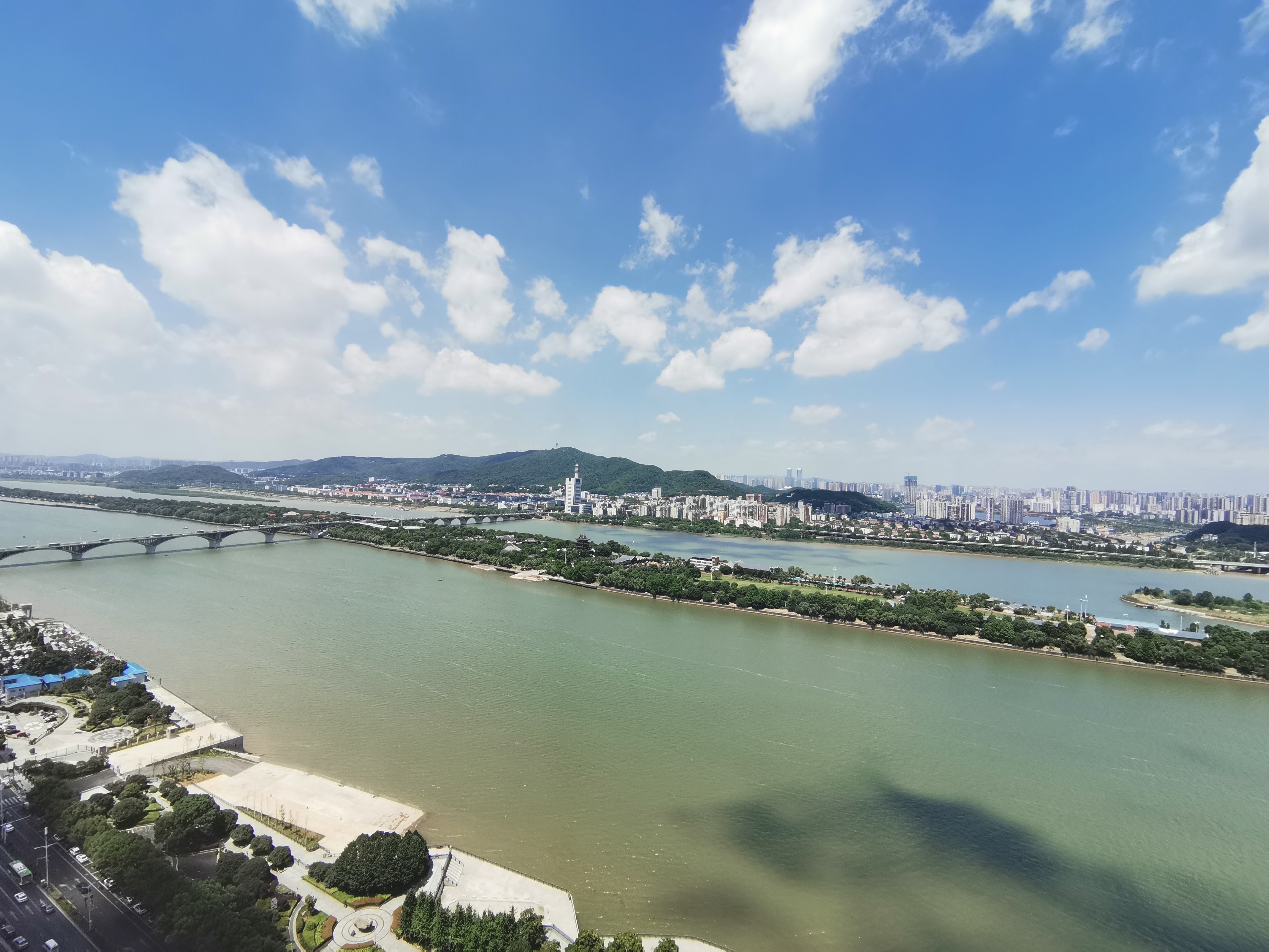 免个税 五一广场 一线江景房 清水毛坯 潮宗御苑中高层视野好