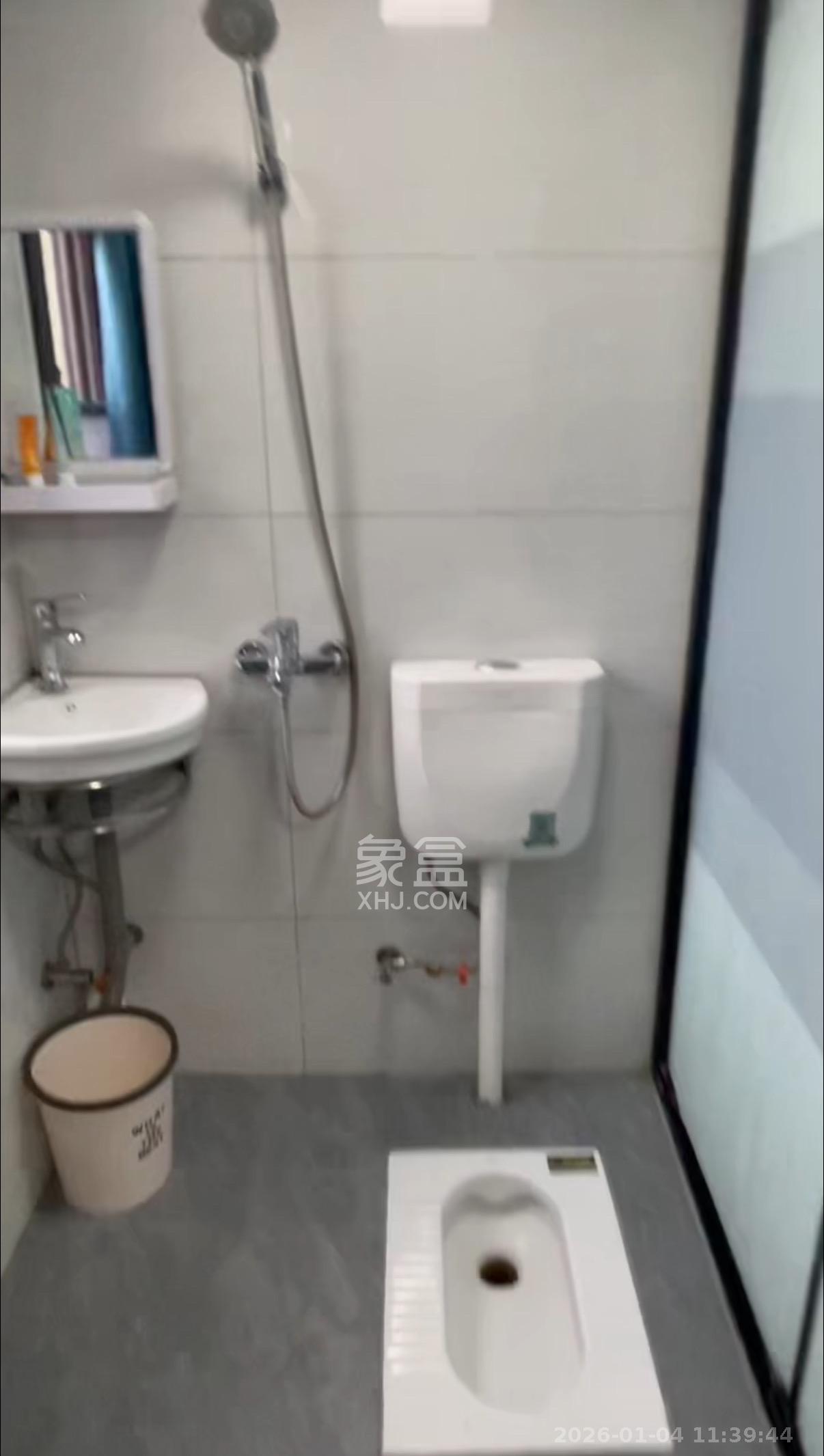 和润园三期  1室1厅1卫    1450.0元/月