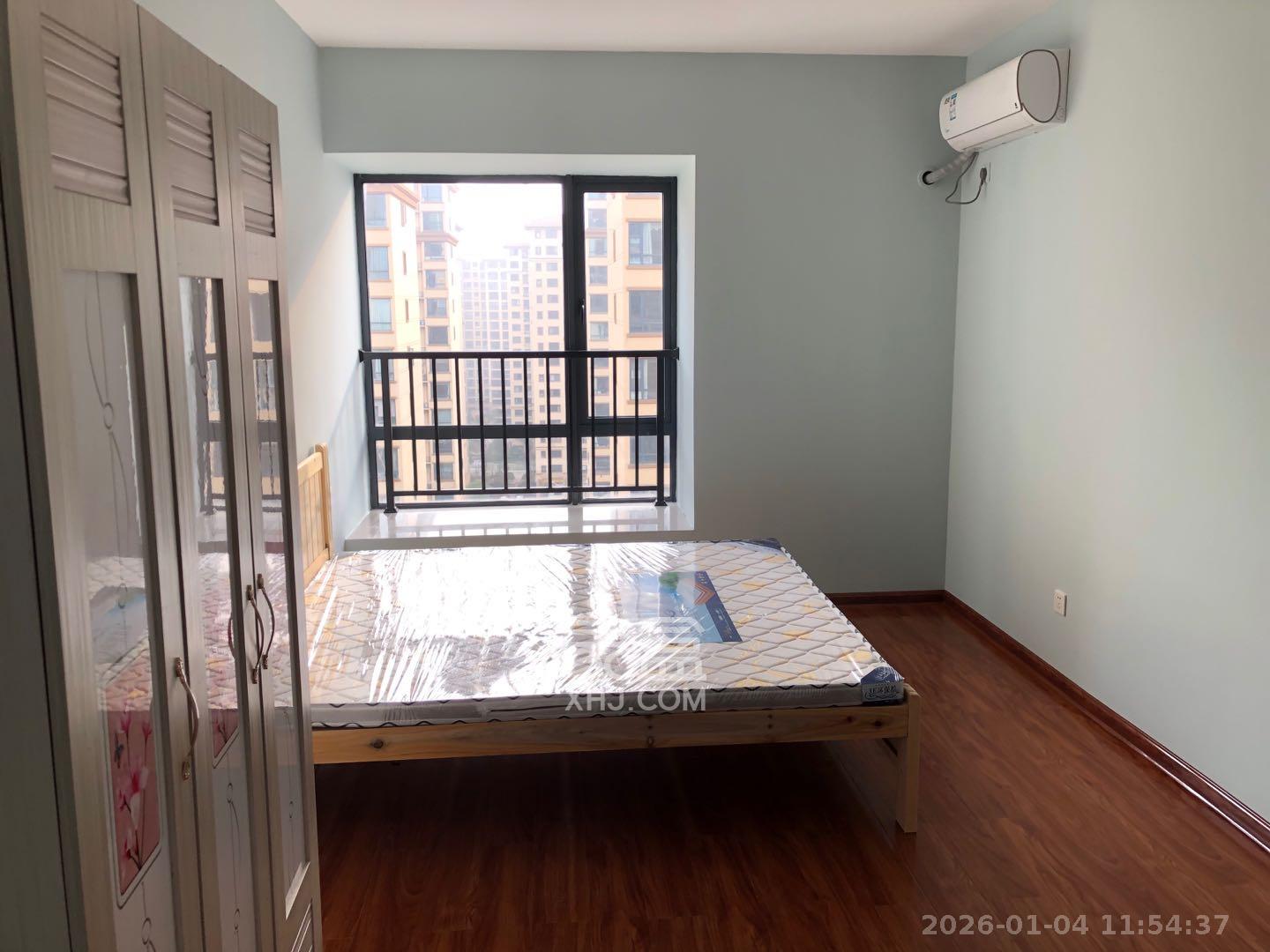 中建芙蓉嘉苑  3室2厅2卫    2300.0元/月