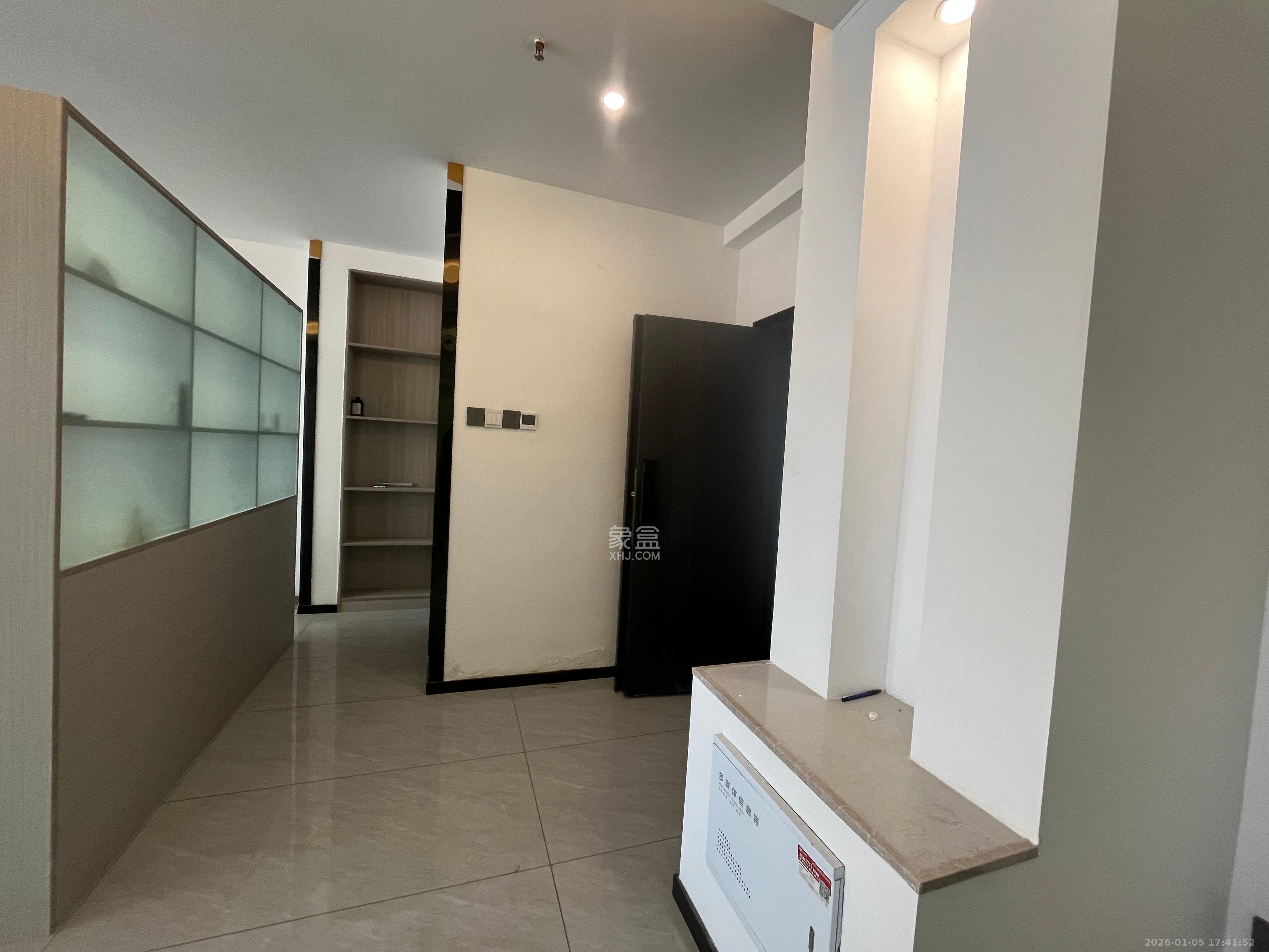 明发国际城   100.0㎡      4000.0元/月室内图