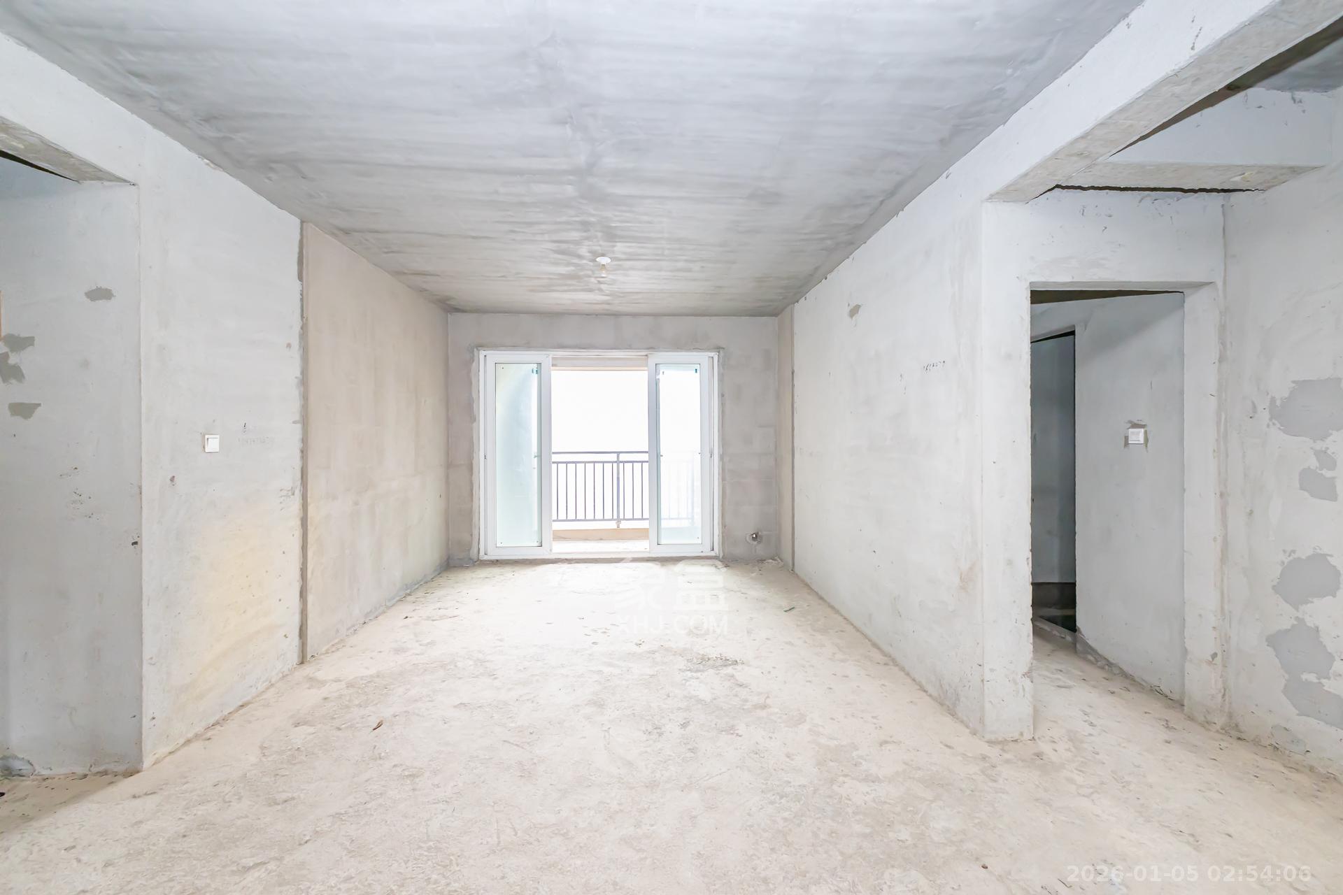 嘉宇银杉（嘉宇西苑）  3室2厅2卫    84.0万