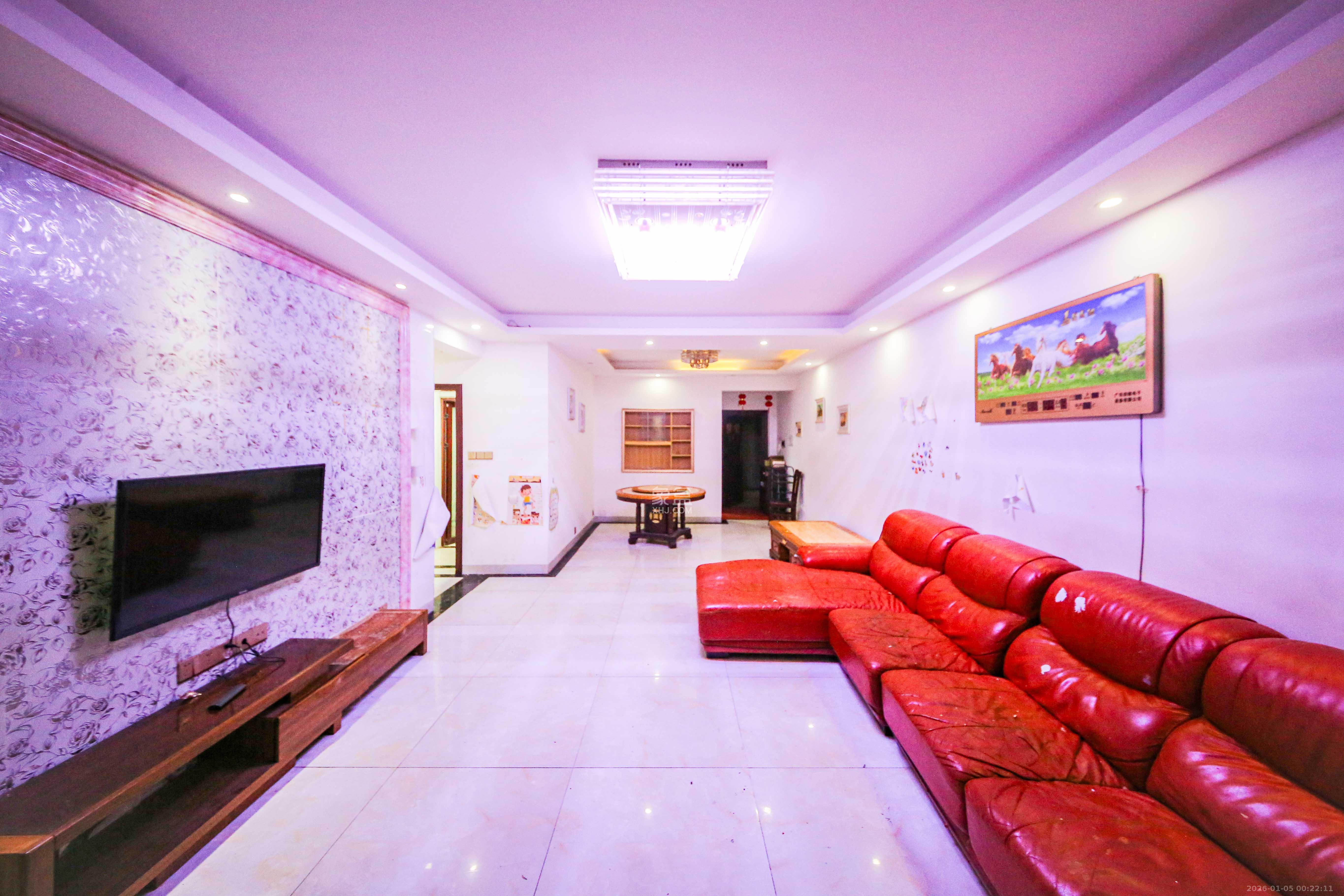 中南红领邦（红星嘉和苑）  3室2厅2卫    82.0万