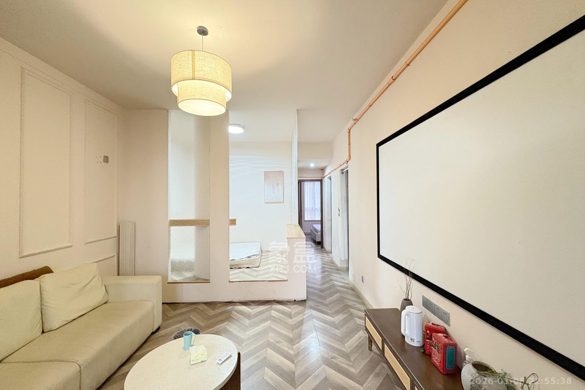 五一大道202（中环壹世界）  2室2厅1卫    75.0万