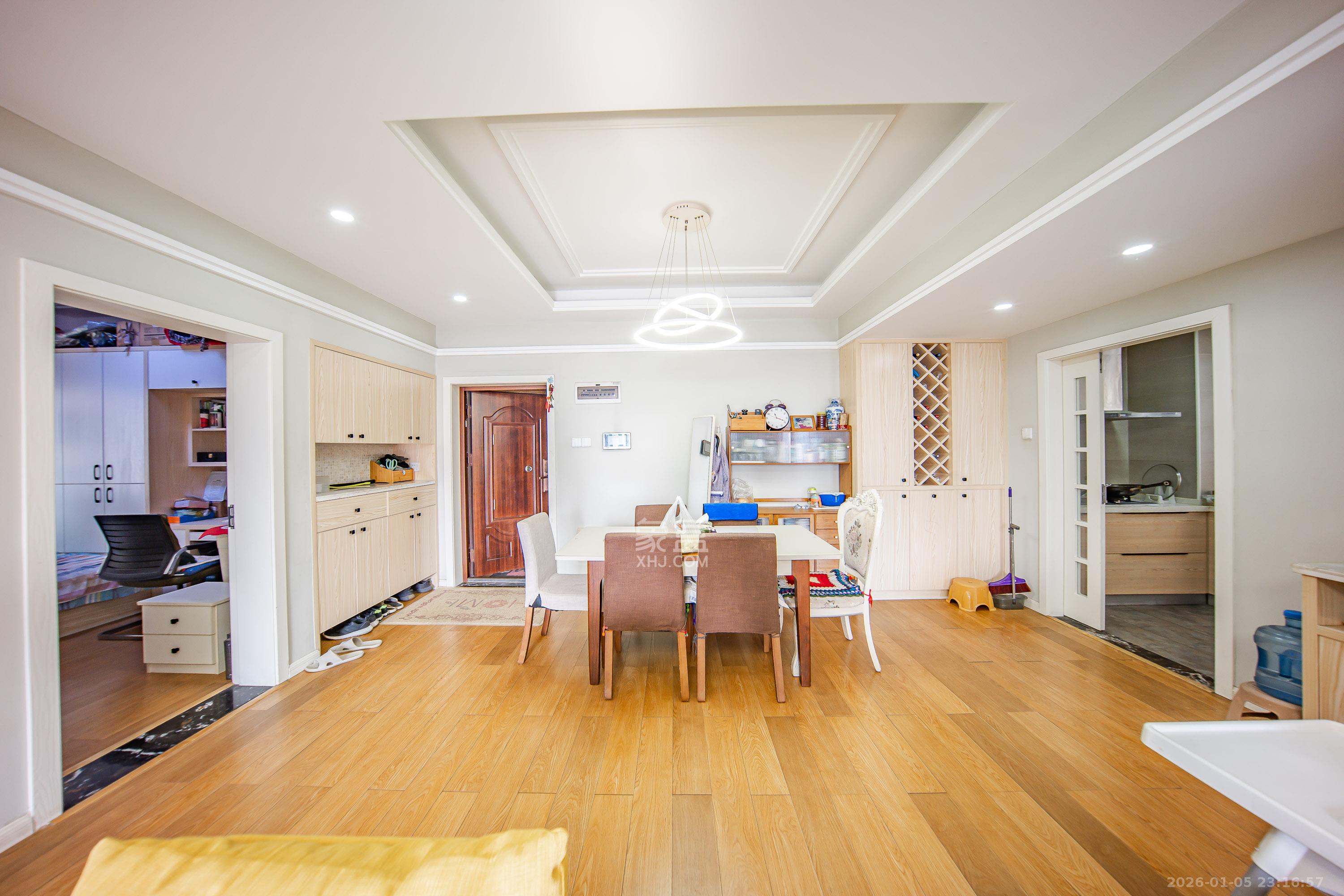 江山帝景哈佛  3室2厅2卫    105.0万