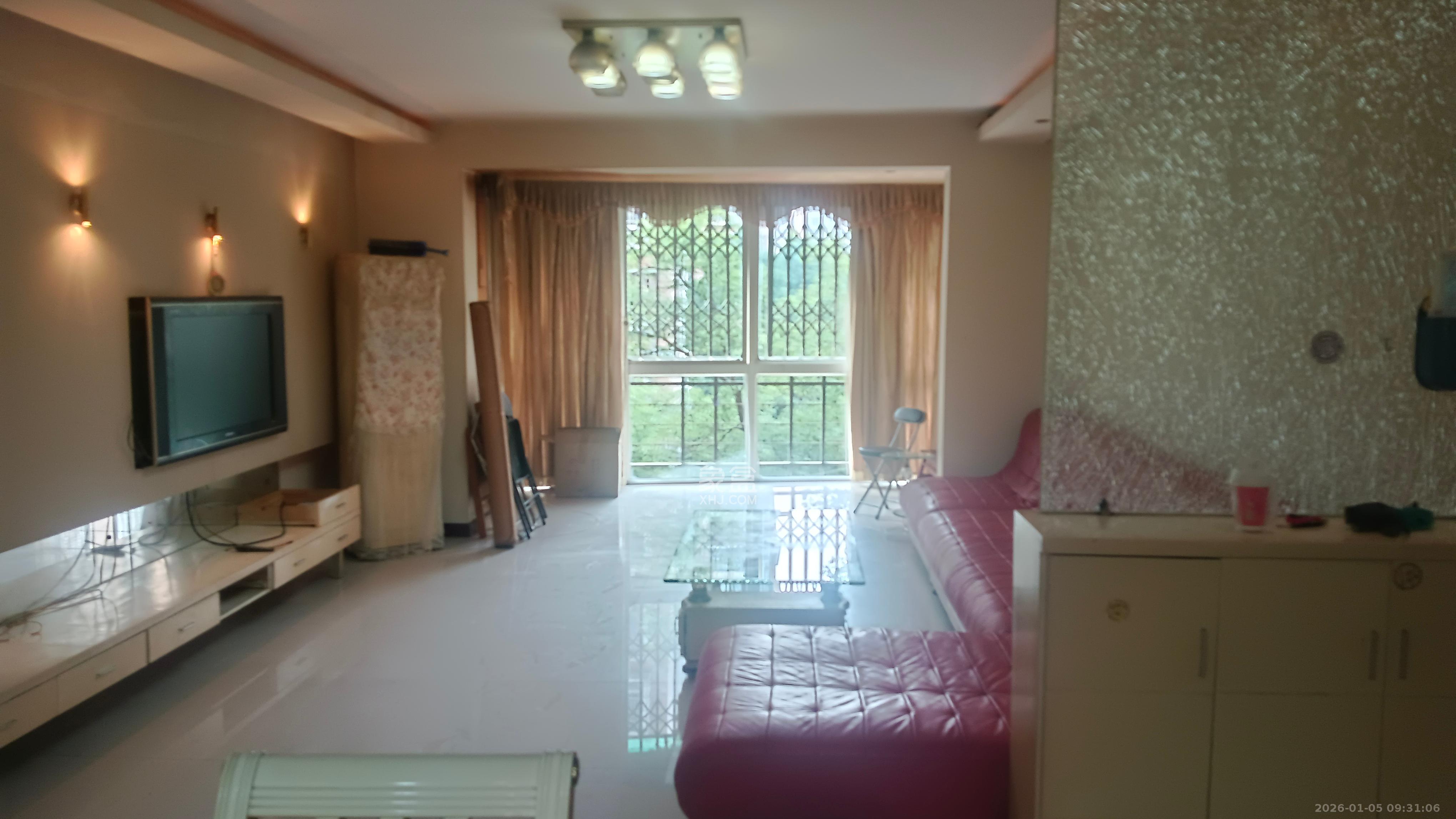 福乐康城  1室2厅1卫    1800.0元/月