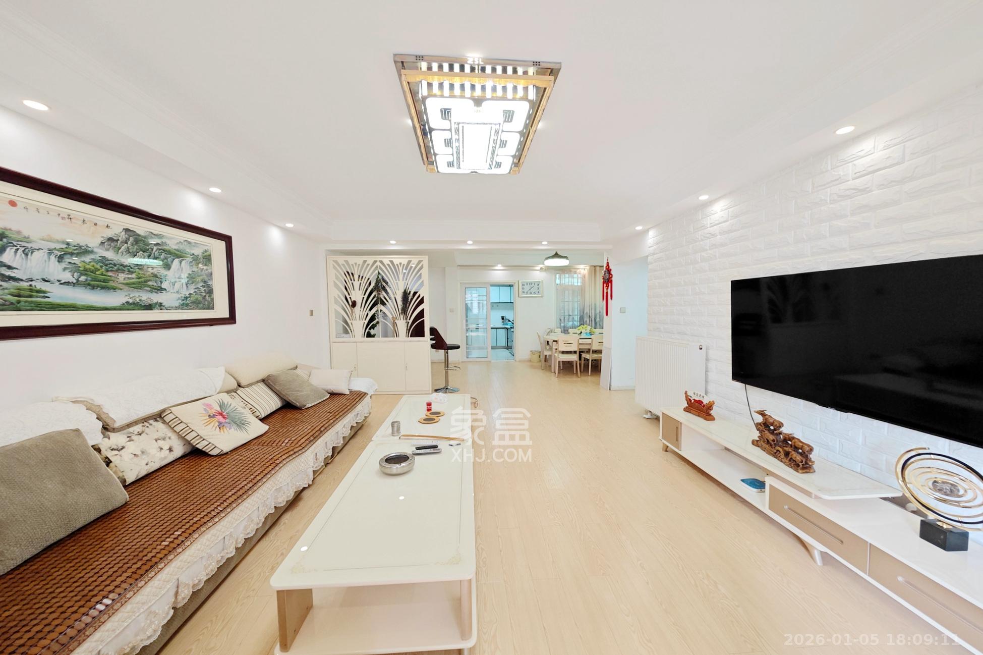 名都花园  4室2厅2卫    110.0万