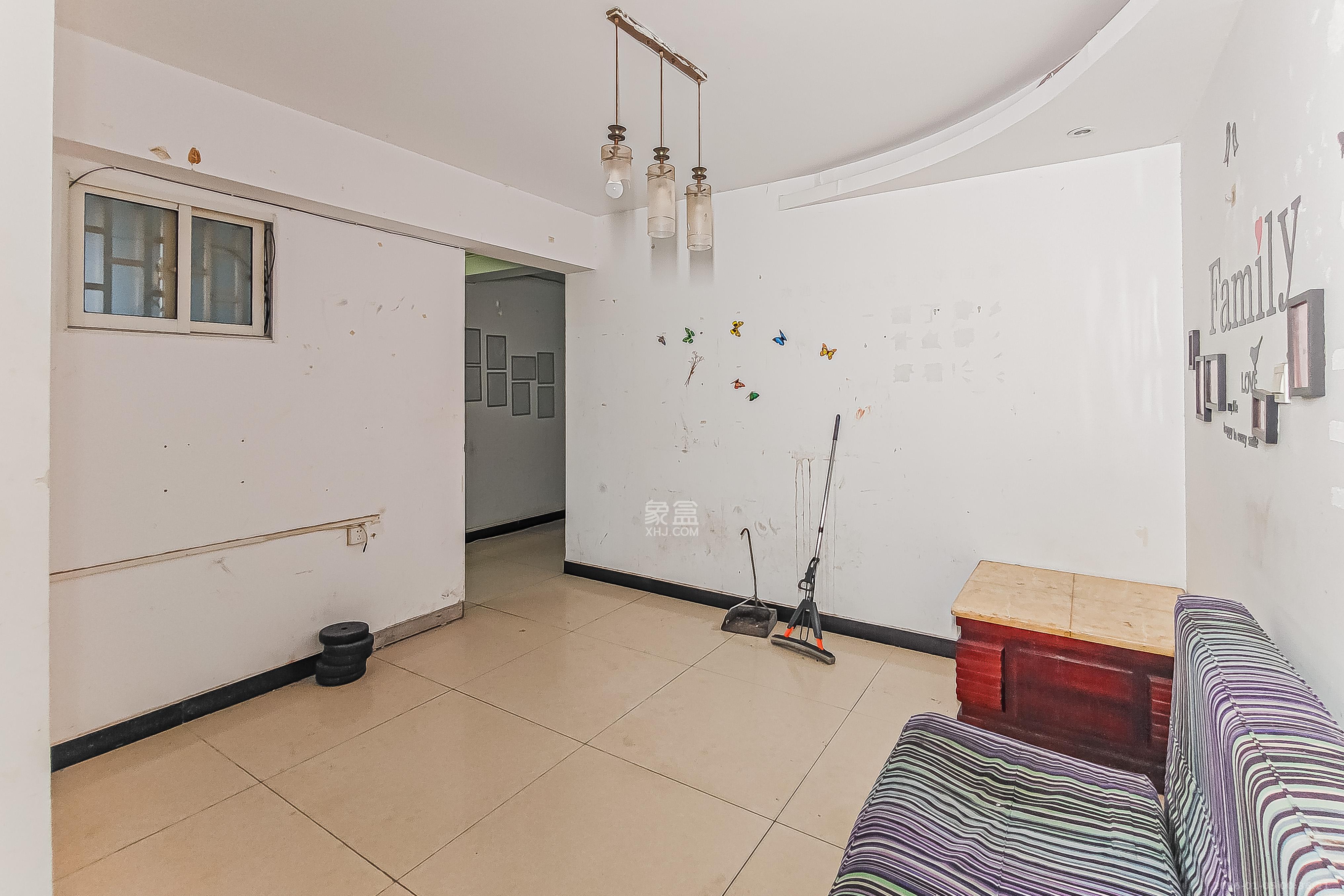 裕南大厦  4室2厅1卫    130.0万