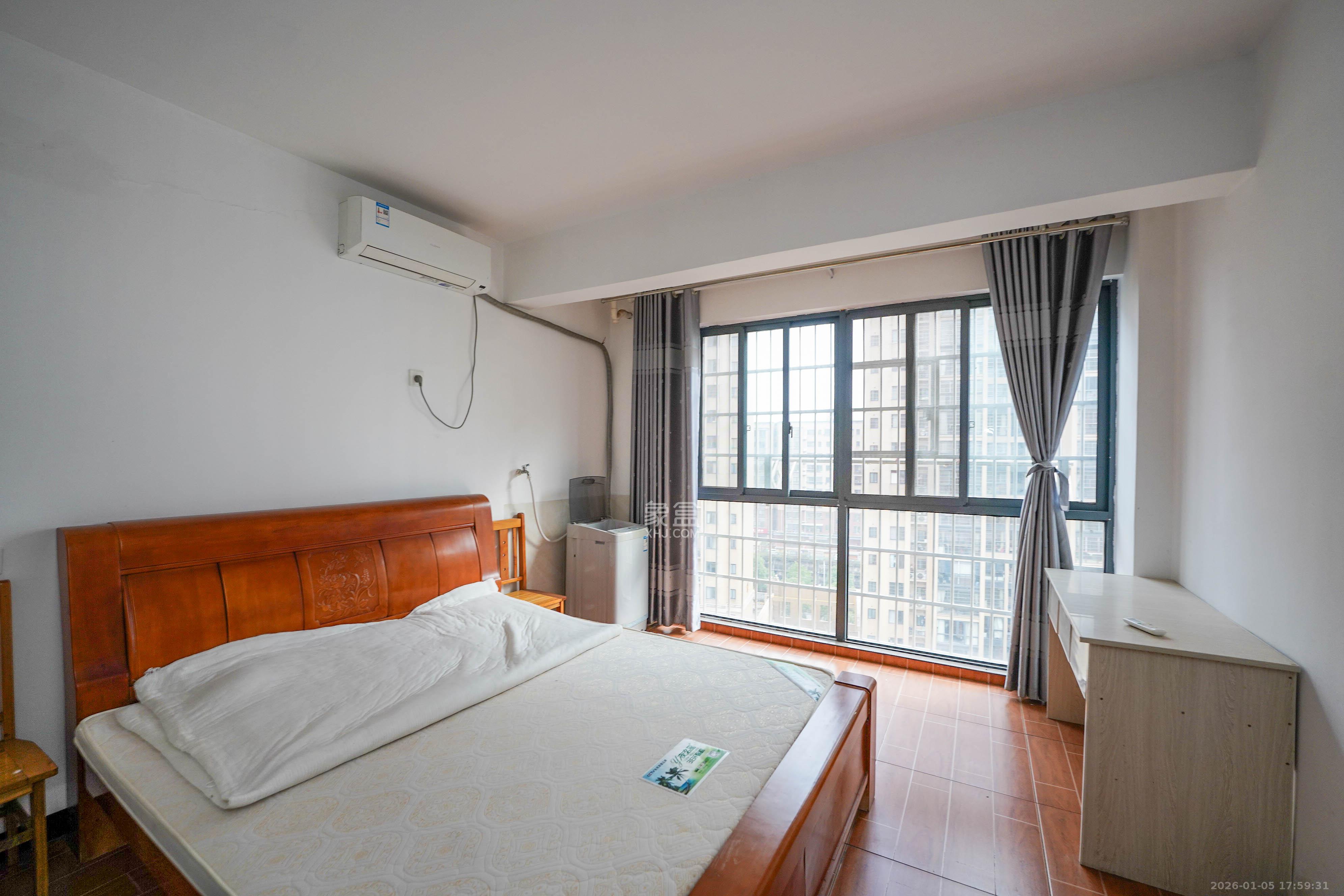 中悦领秀城  3室2厅1卫    68.0万