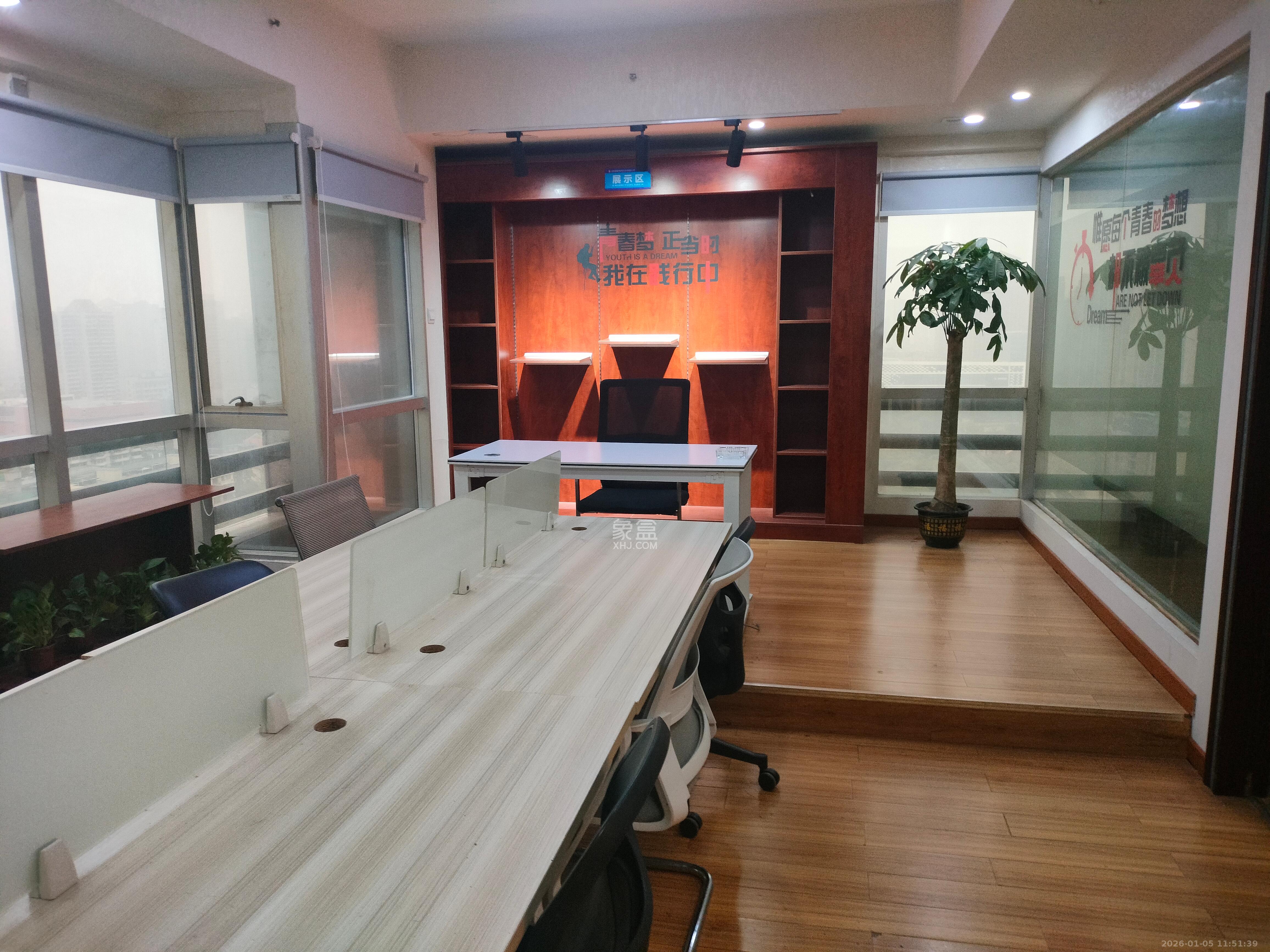 弘林国际   112.0㎡      5200.0元/月室内图