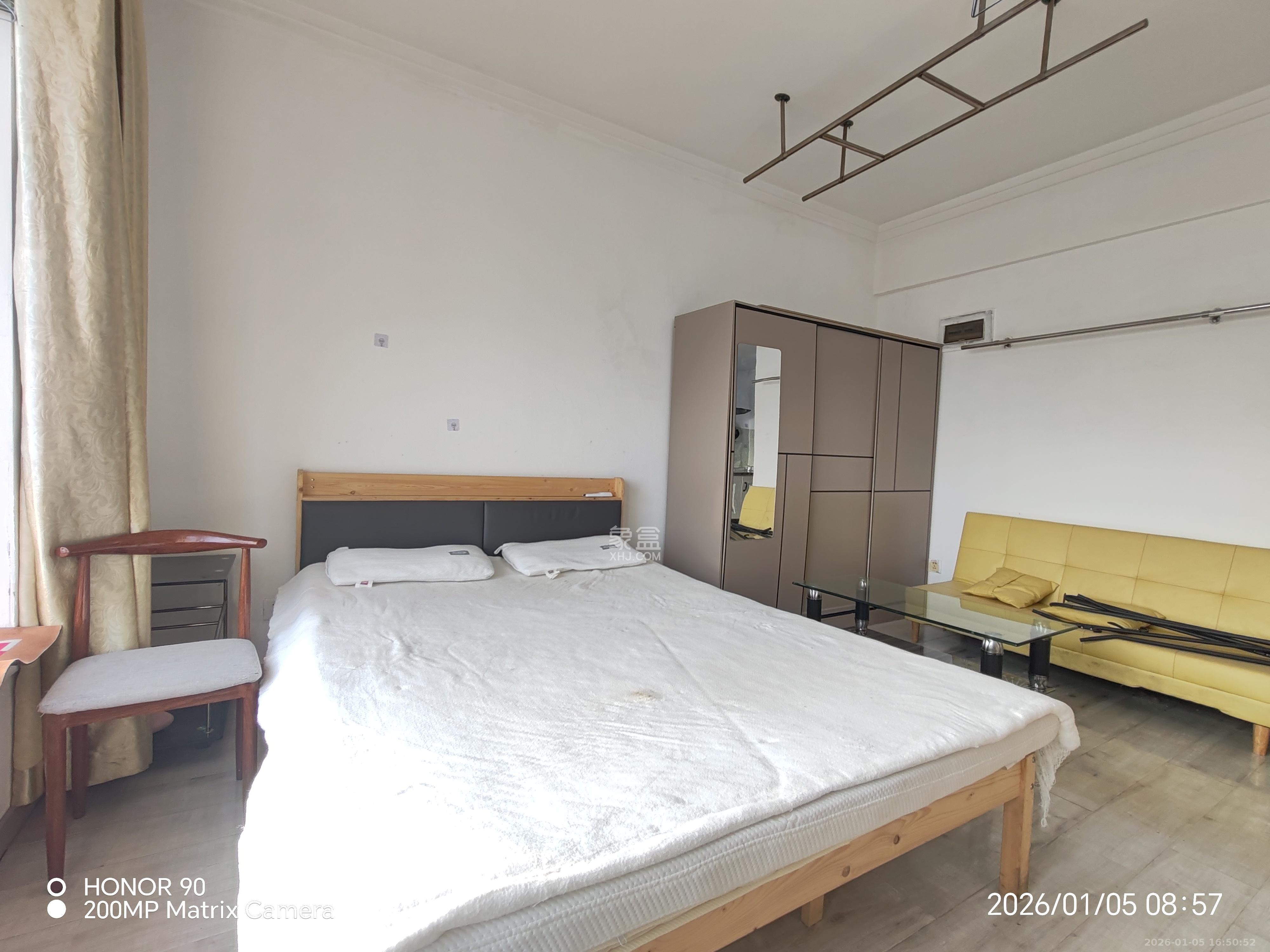 书香名邸  1室1厅1卫    1300.0元/月