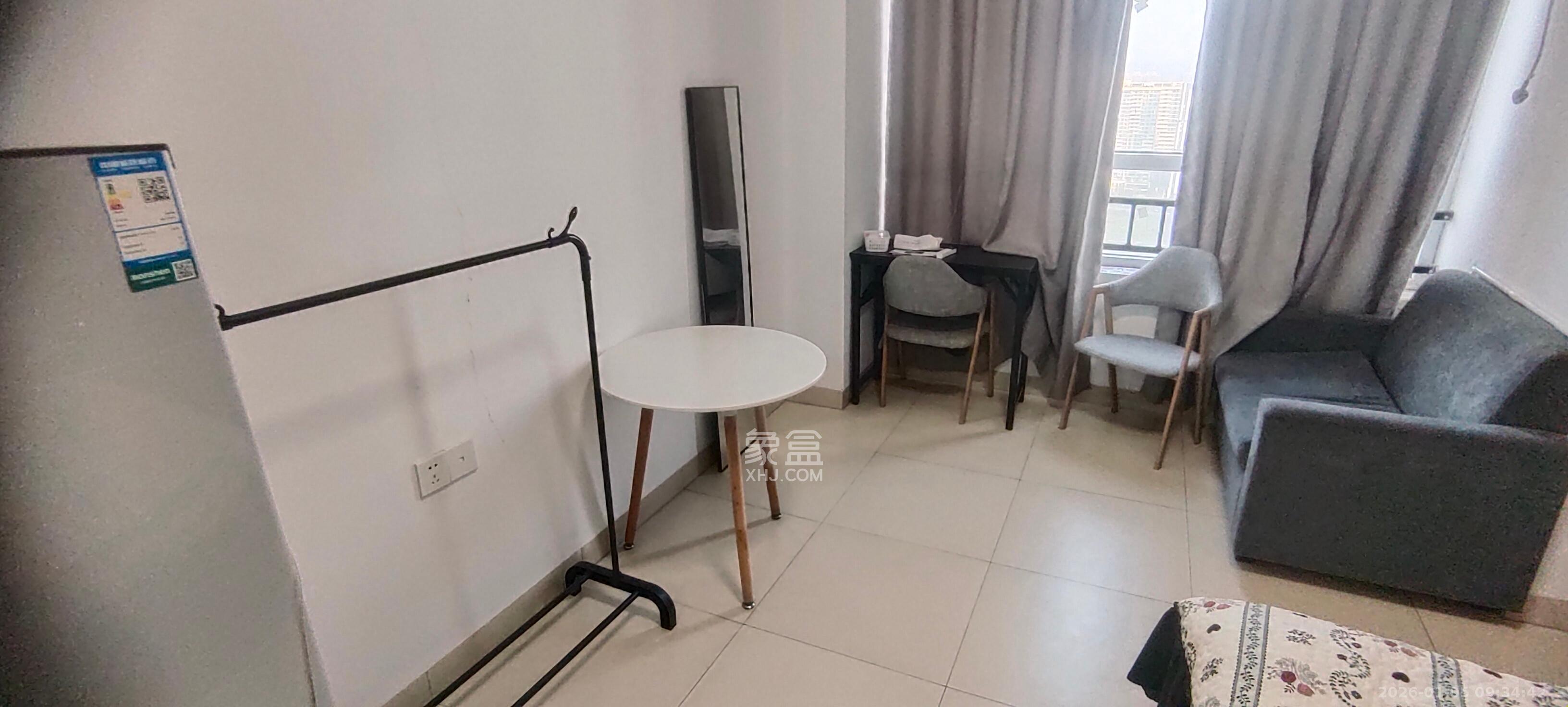 绿地之窗   32.0㎡      1000.0元/月室内图