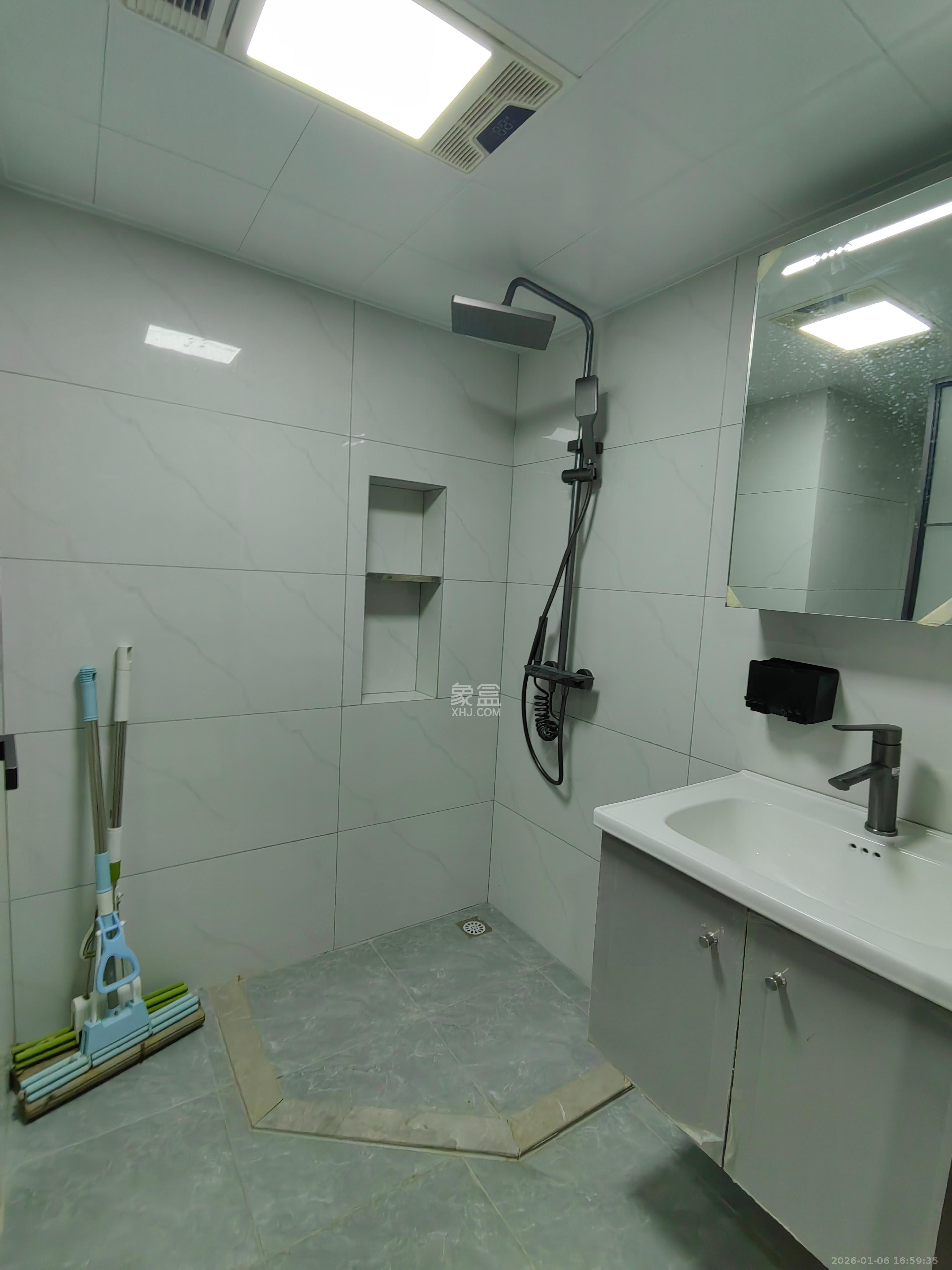 中建宝铂公馆   44.9㎡      2300.0元/月室内图