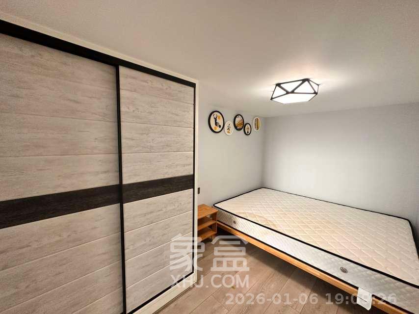 荣悦台  1室1厅1卫    2500.0元/月室内图