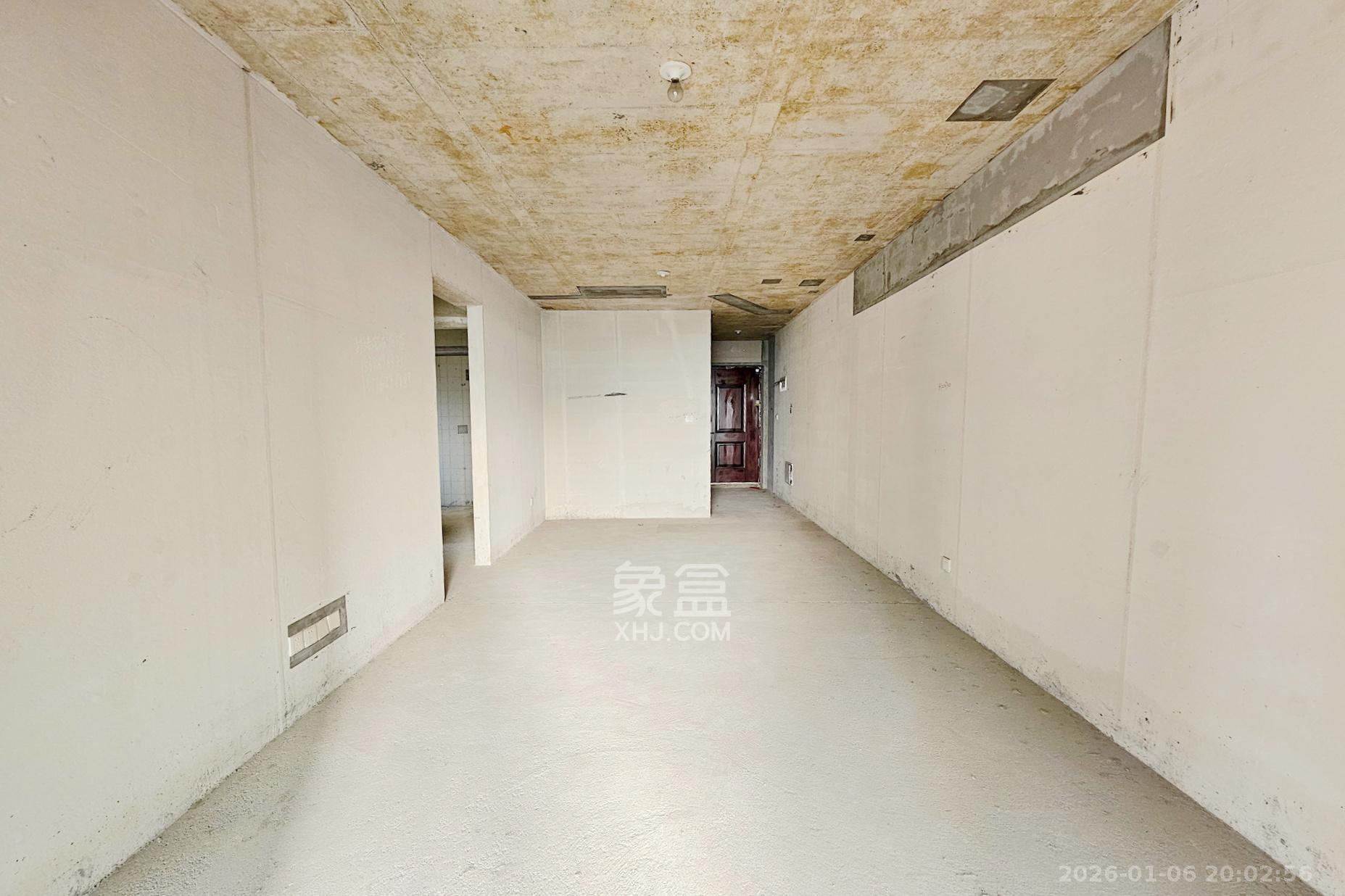 阳光城尚东湾蓝莓苑  2室2厅1卫    65.0万