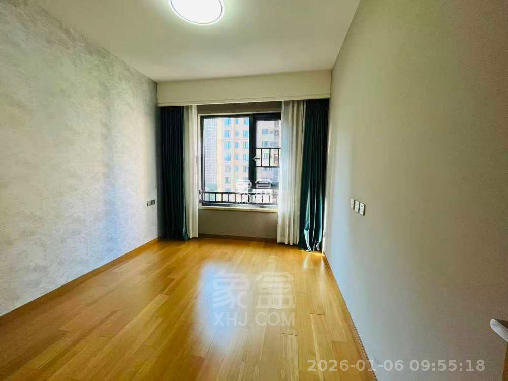 晋合湘水湾四期  2室2厅2卫    2500.0元/月