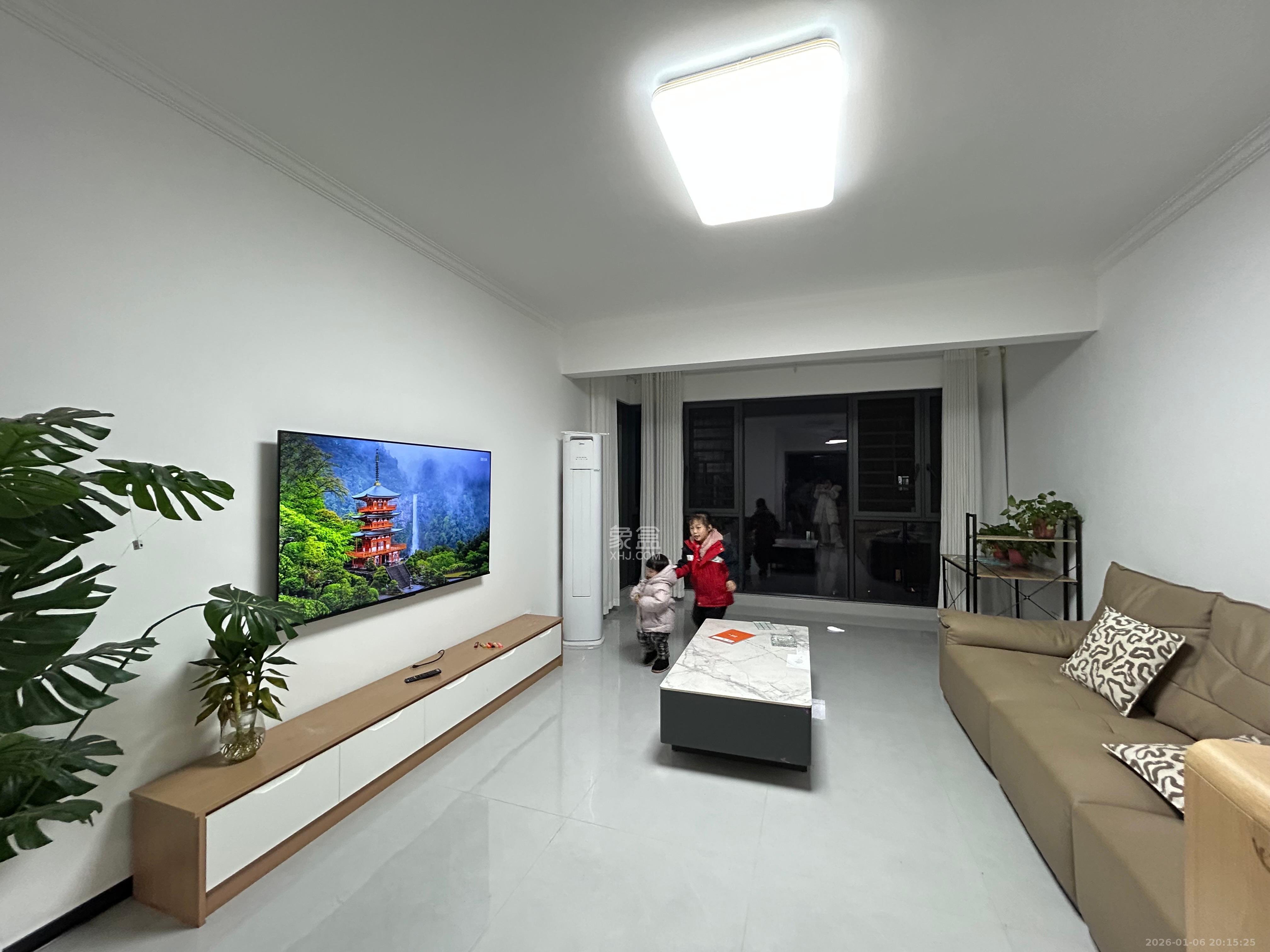 旭辉汇樾城  4室2厅2卫    3400.0元/月