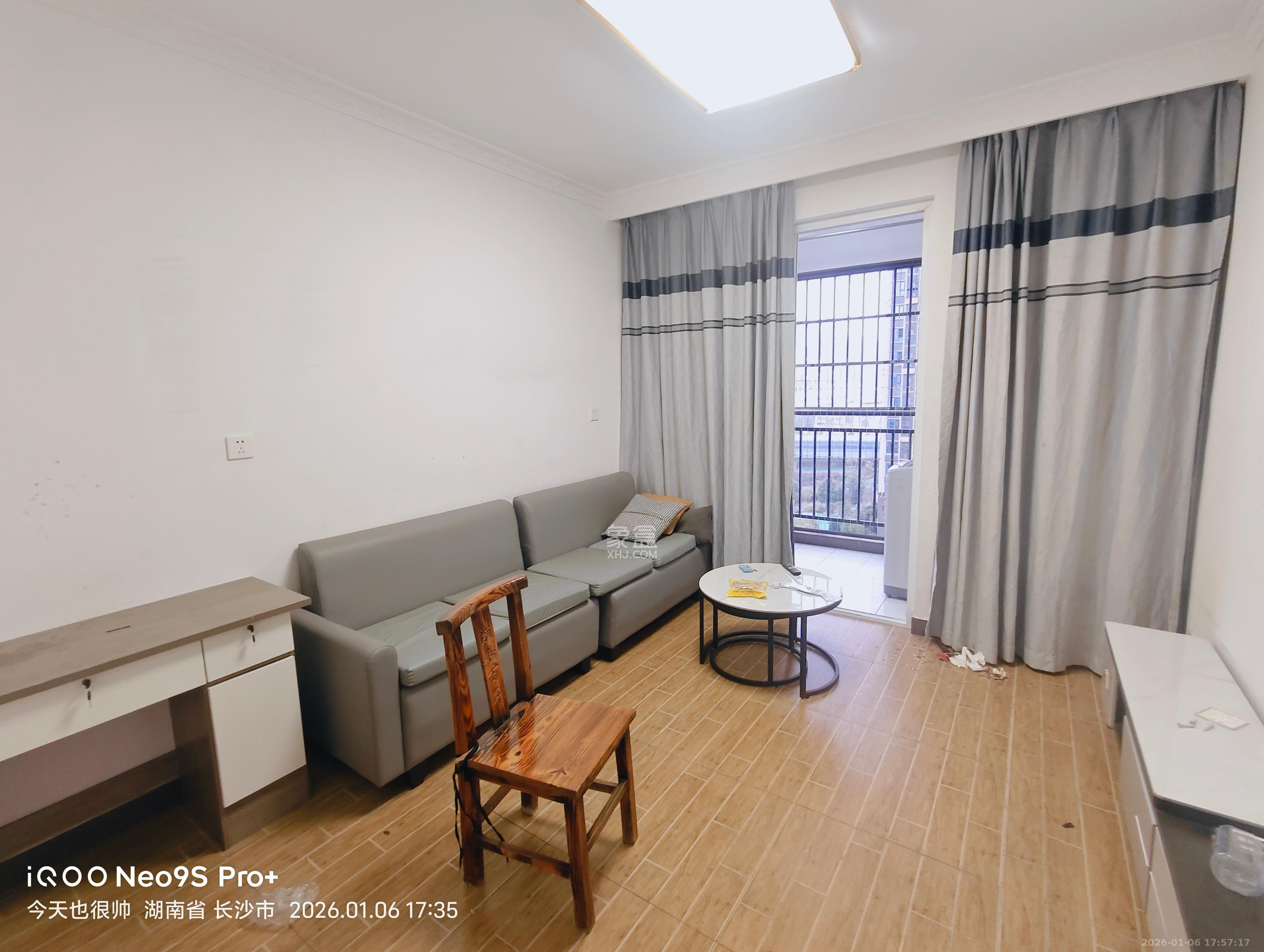 荣盛花语城  3室1厅1卫    1600.0元/月